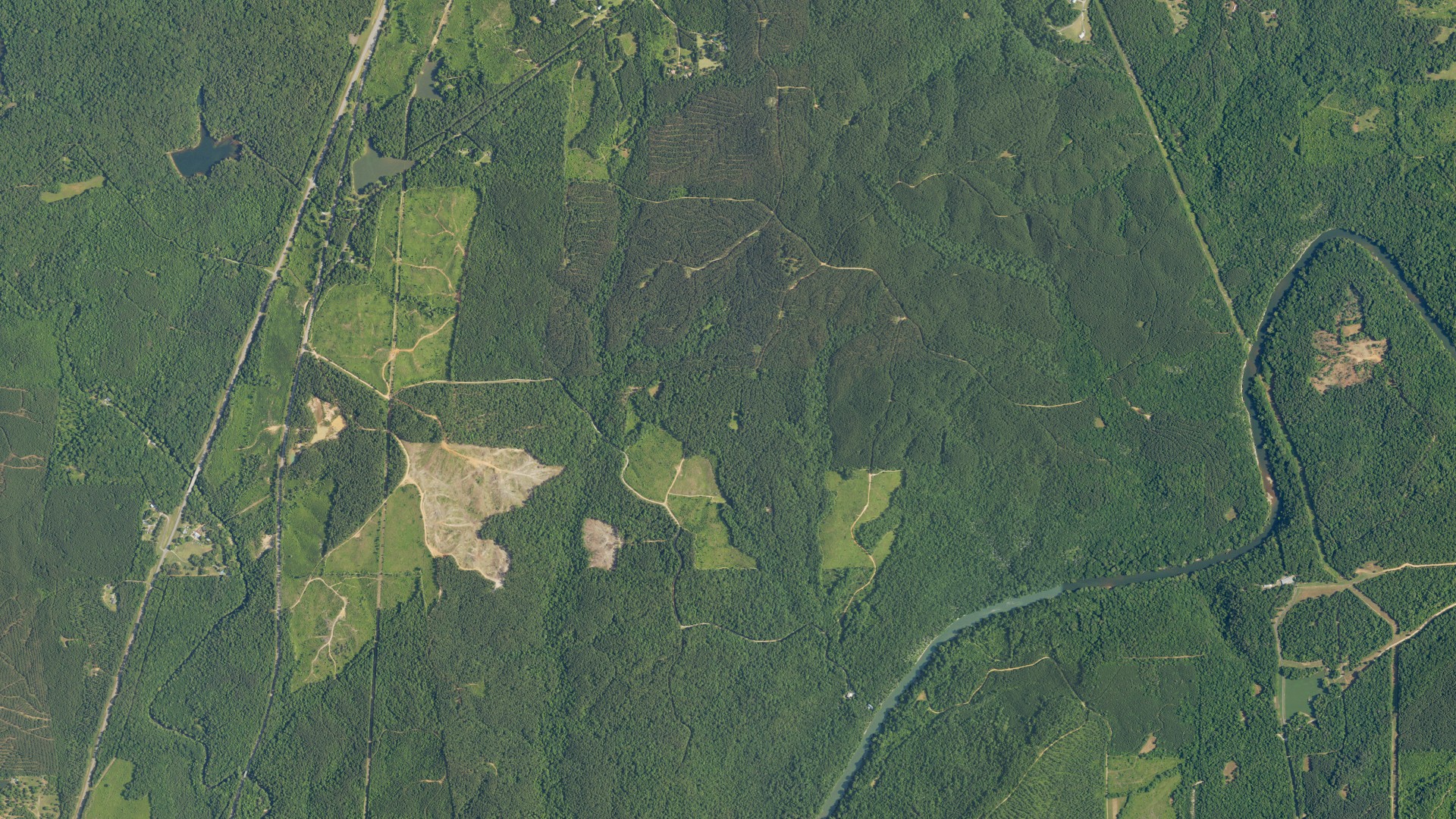 Natural-color aerial photograph of land around Bibb County, Alabama