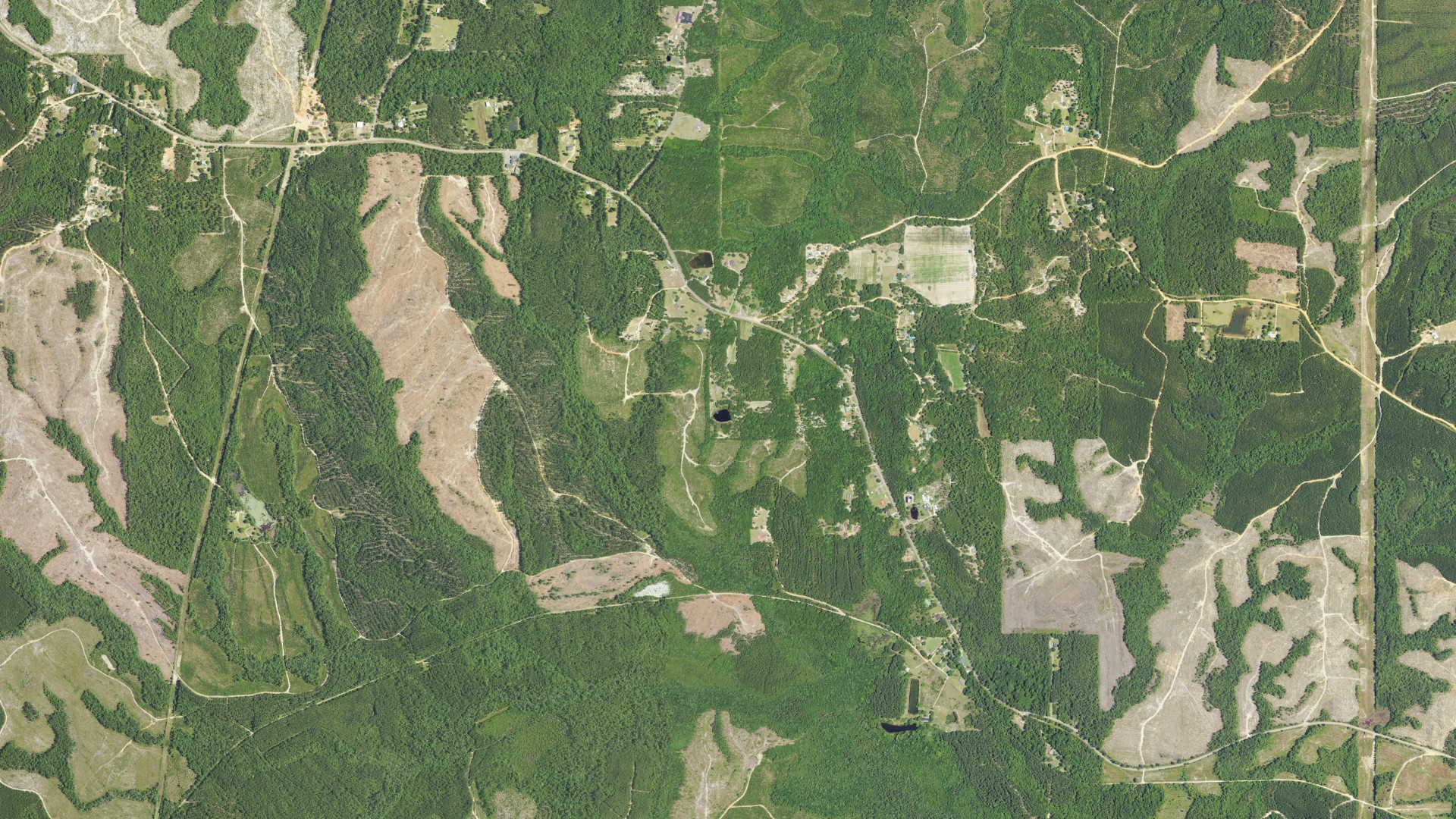 Natural-color aerial photograph of land around Fairford, Alabama