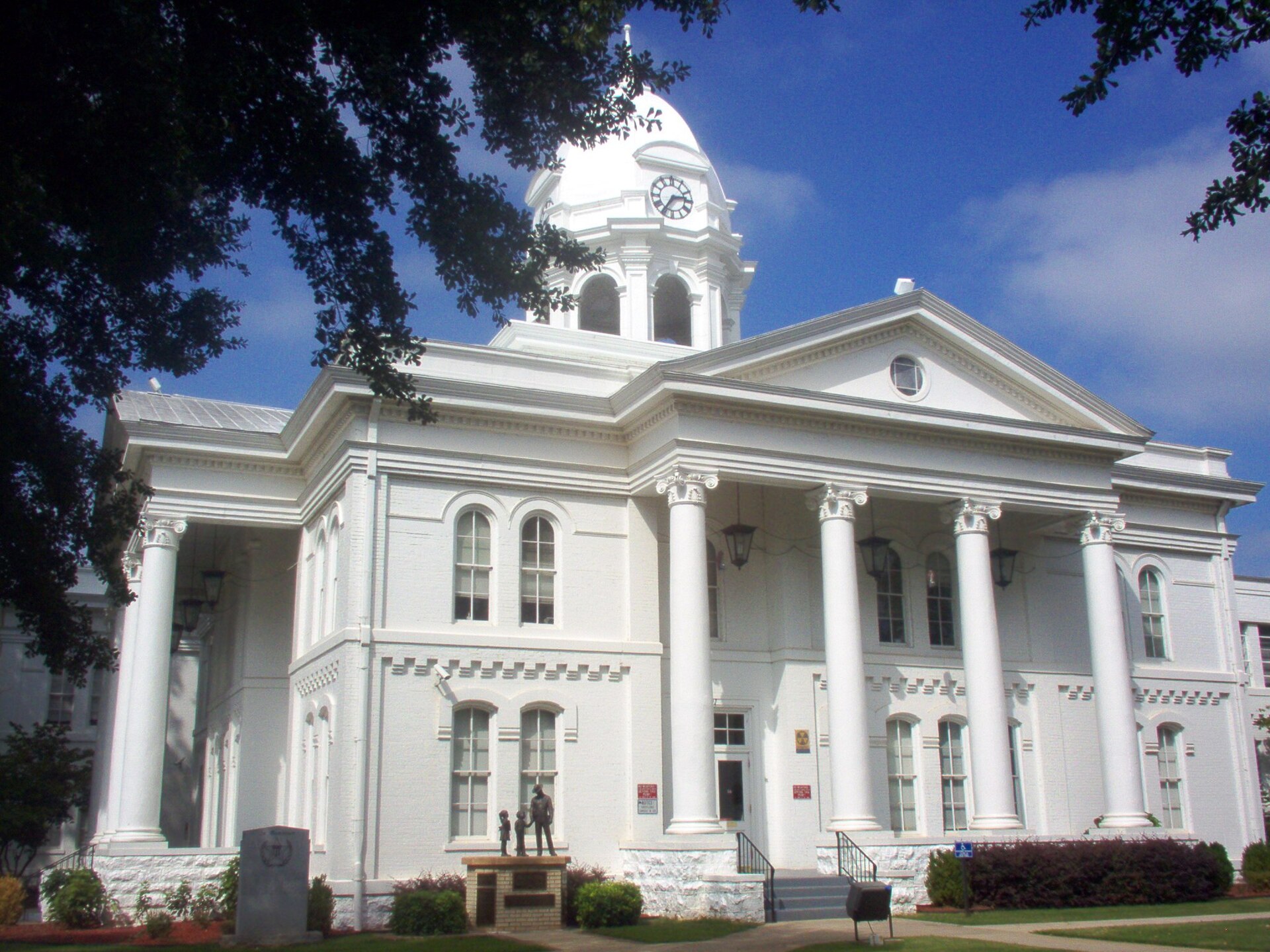 Colbert County Courthouse, Colbert County, Alabama — Tuscumbia, Alabama