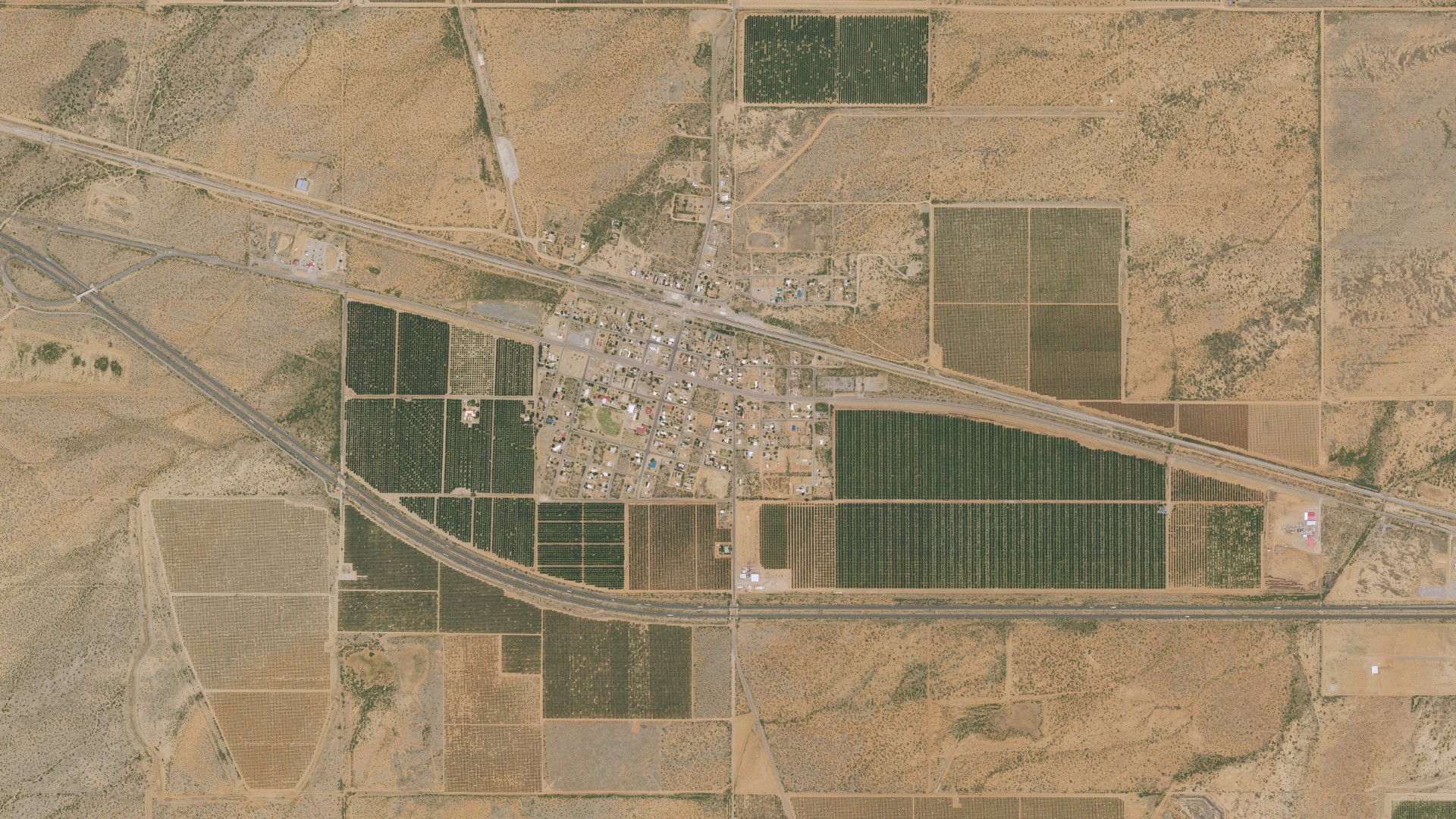 Natural-color aerial photograph of land around Bowie, Arizona