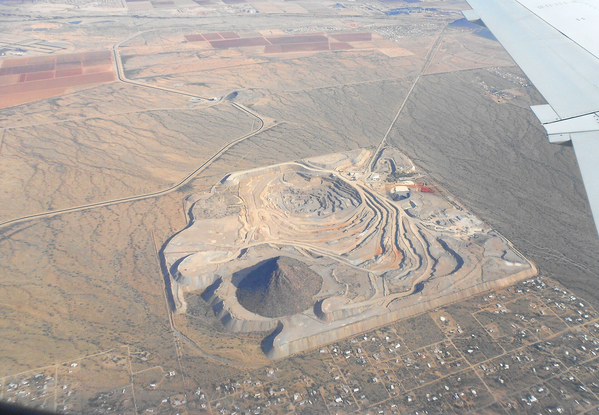 Flying over Tucson - Quarry (6843233244) — Picture Rocks, Arizona