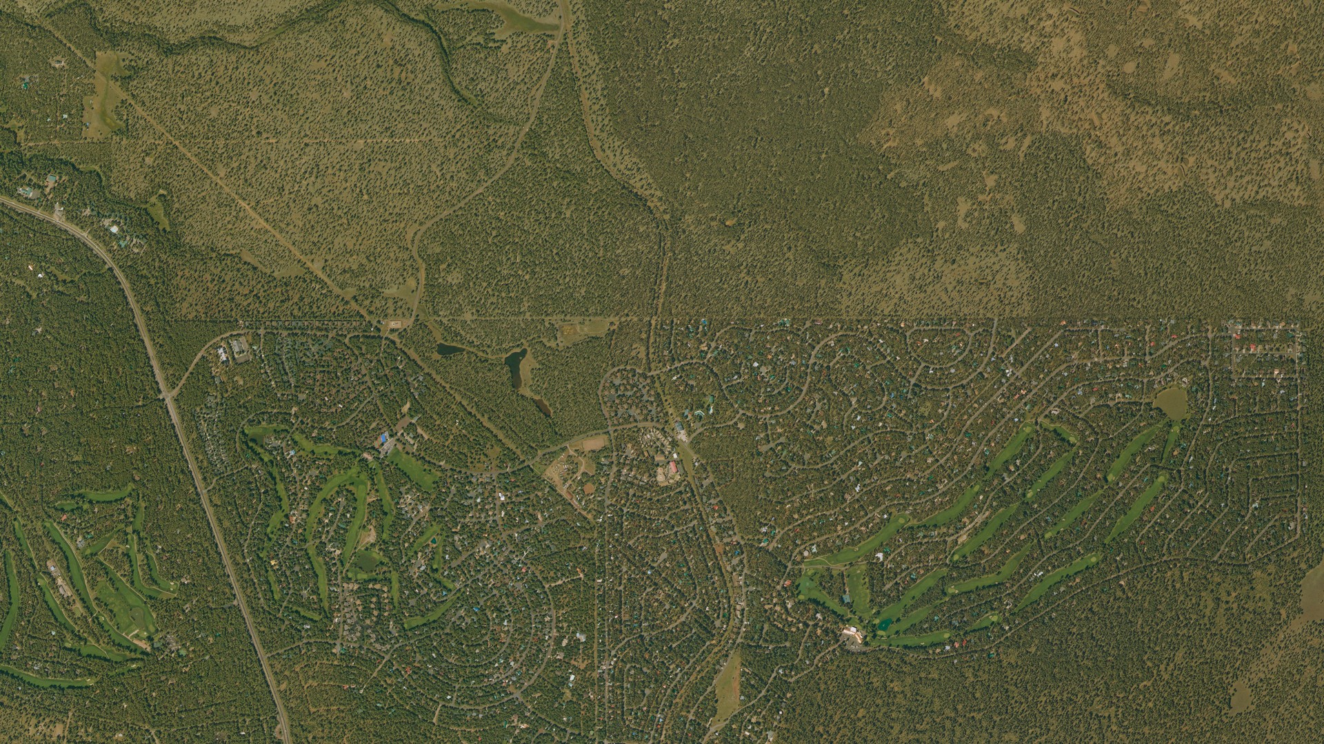 Natural-color aerial photograph of land around Pinetop Country Club, Arizona