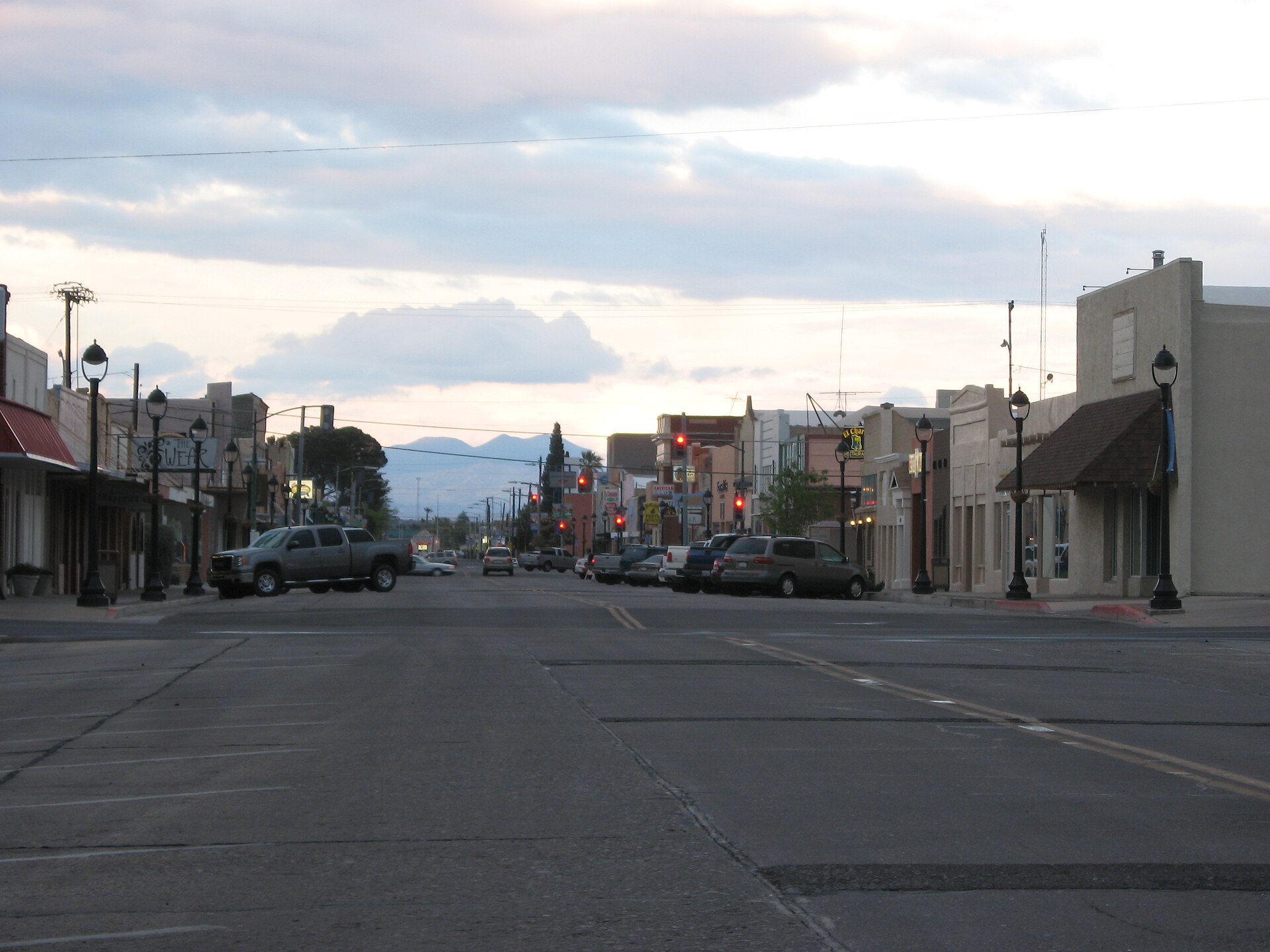Safford (Western Apache: Ichʼįʼ Nahiłtį́į́[3]) is a city in Graham County, Arizona, United States.