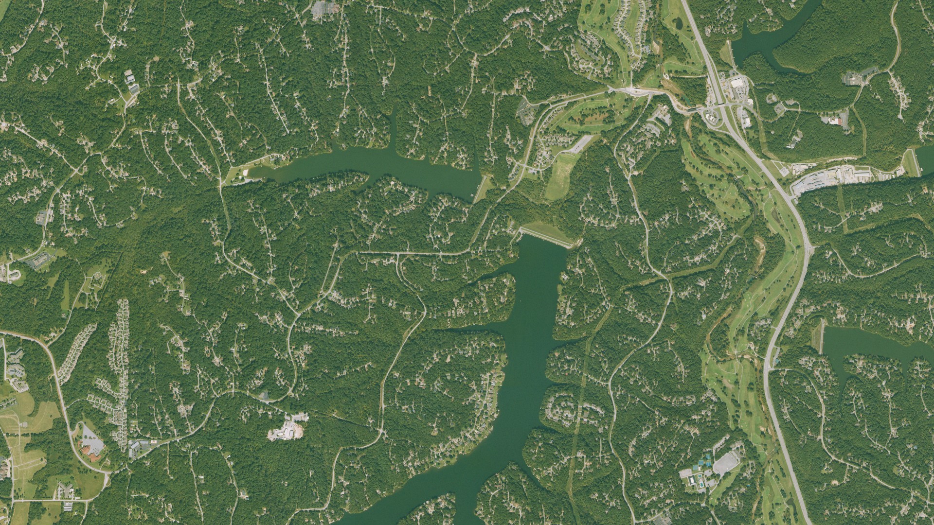 Natural-color aerial photograph of land around Bella Vista, Arkansas