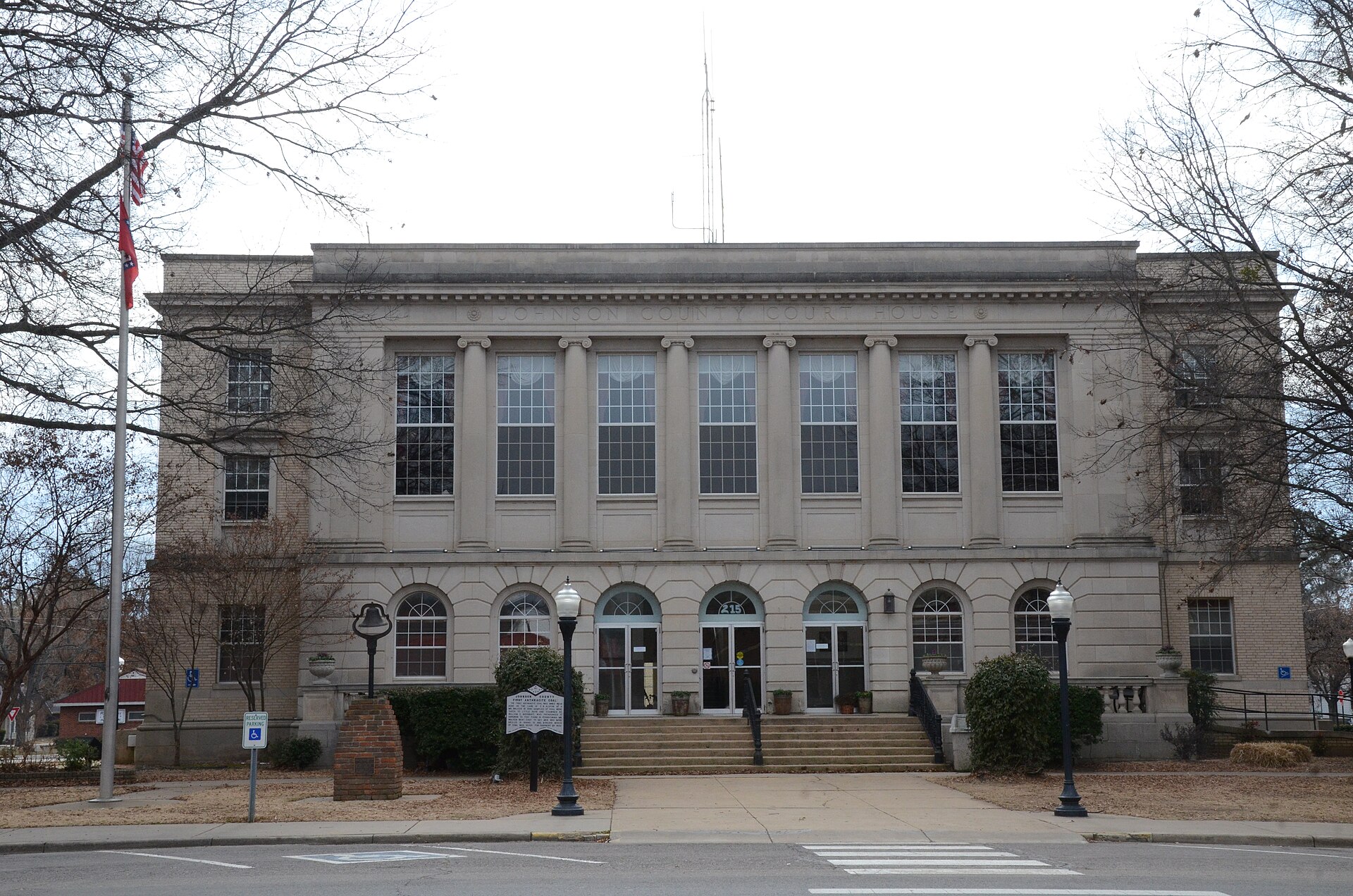Johnson County Courthouse — Arkansas