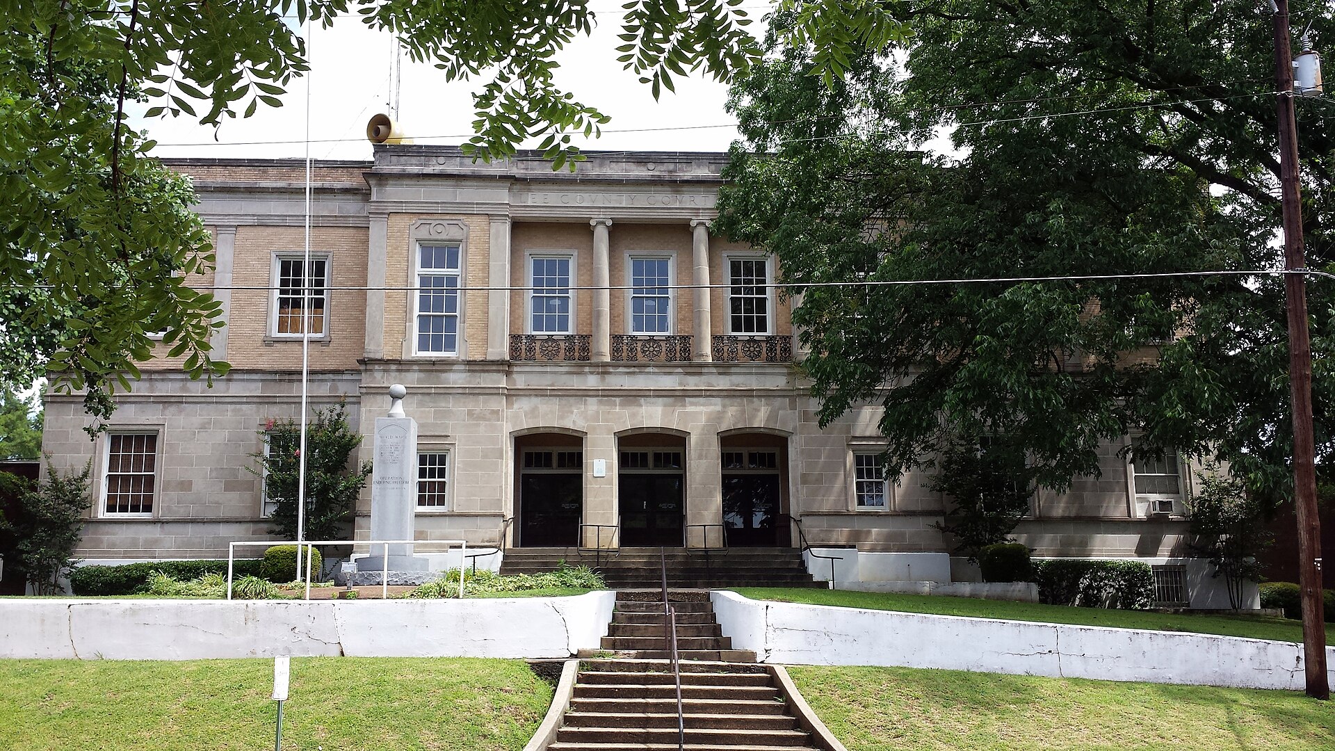 Facade — Lee County, Arkansas