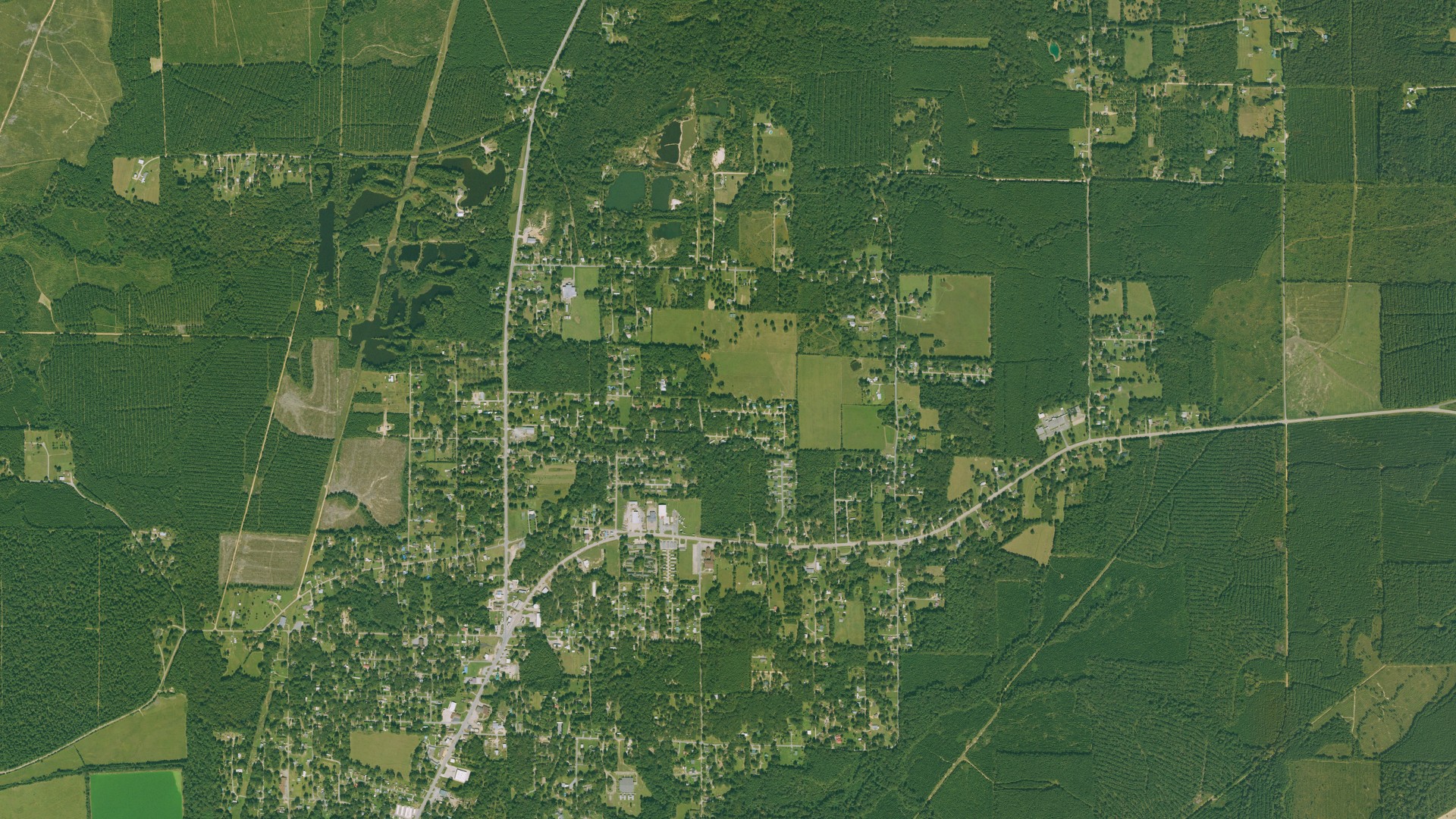 Natural-color aerial photograph of land around North Crossett, Arkansas
