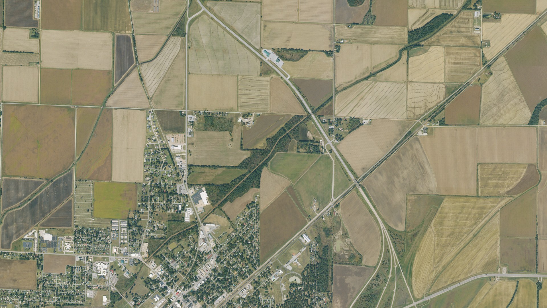 Natural-color aerial photograph of land around Walnut Ridge, Arkansas