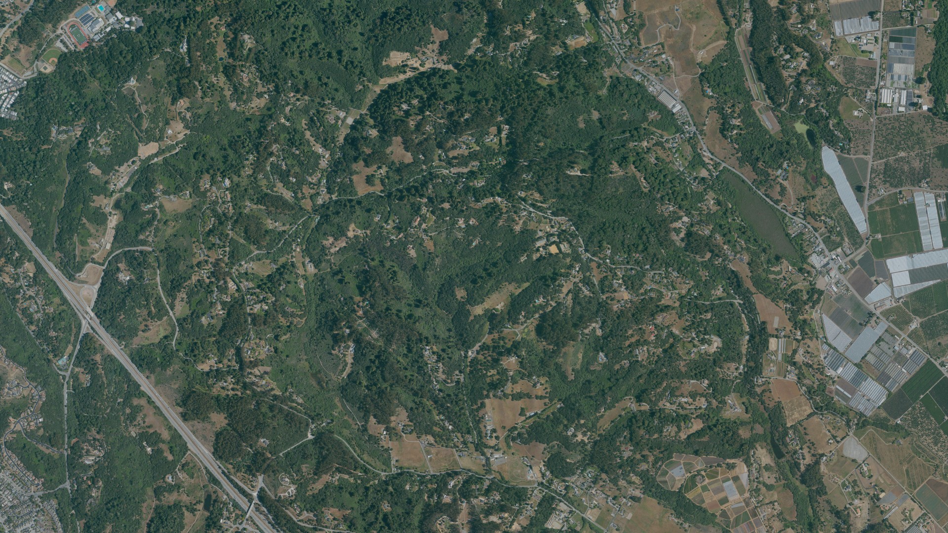 Natural-color aerial photograph of land around Aptos Hills-Larkin Valley, California