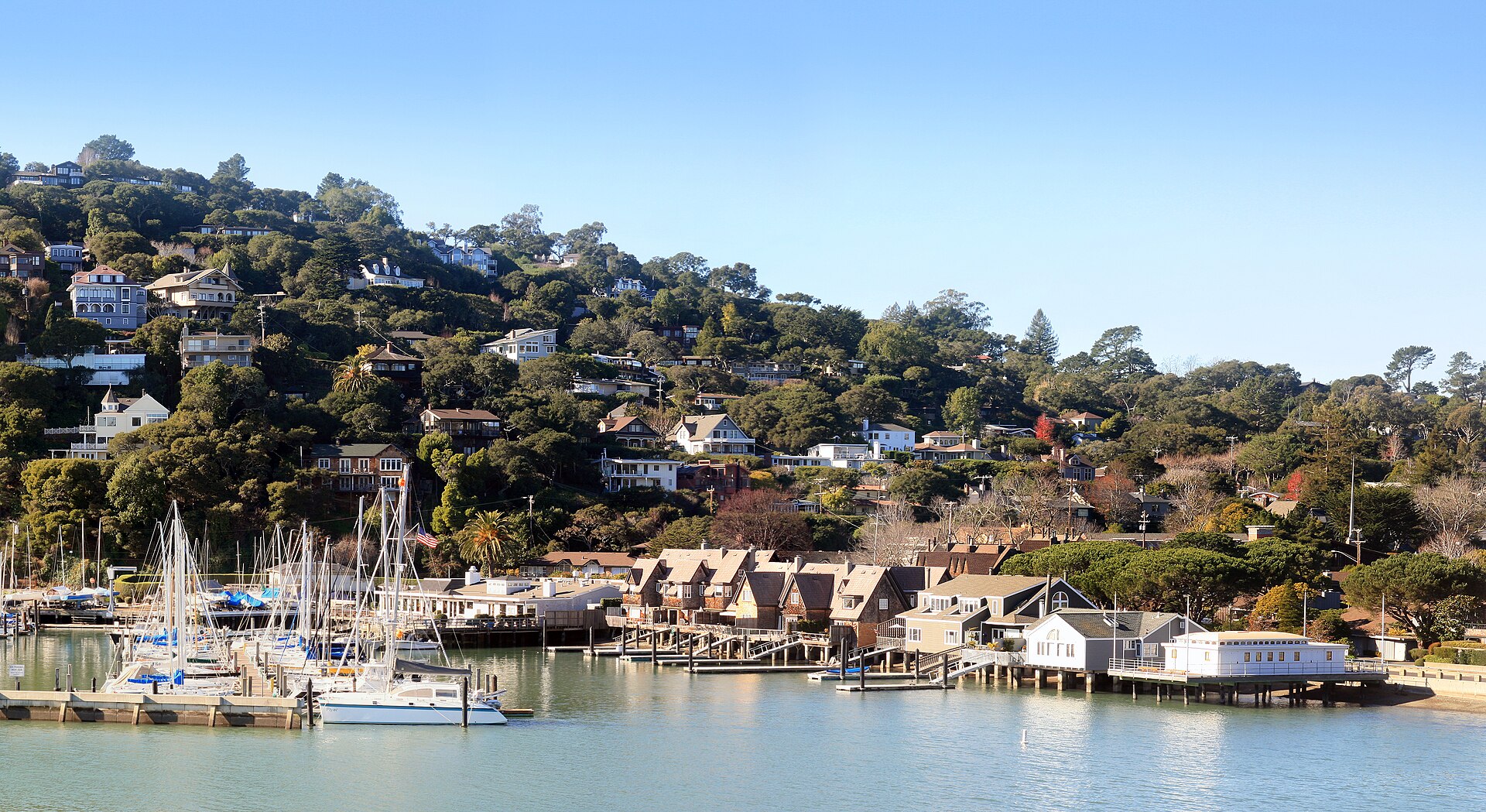 Belvedere around San Francisco Yacht Club — California