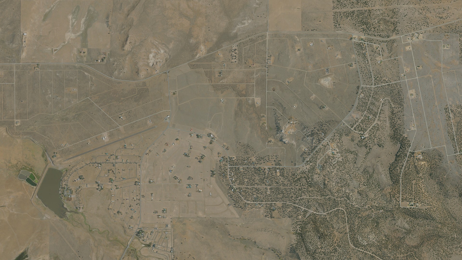 Natural-color aerial photograph of land around California Pines, California