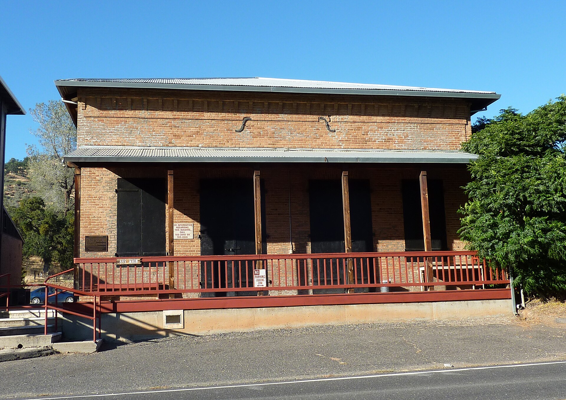 Copperopolis Armory, Copperopolis, California, USA.