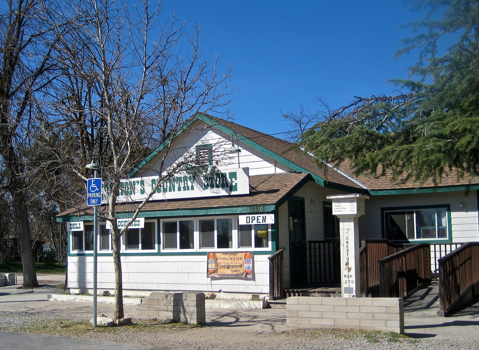 Creston's Country Store — California