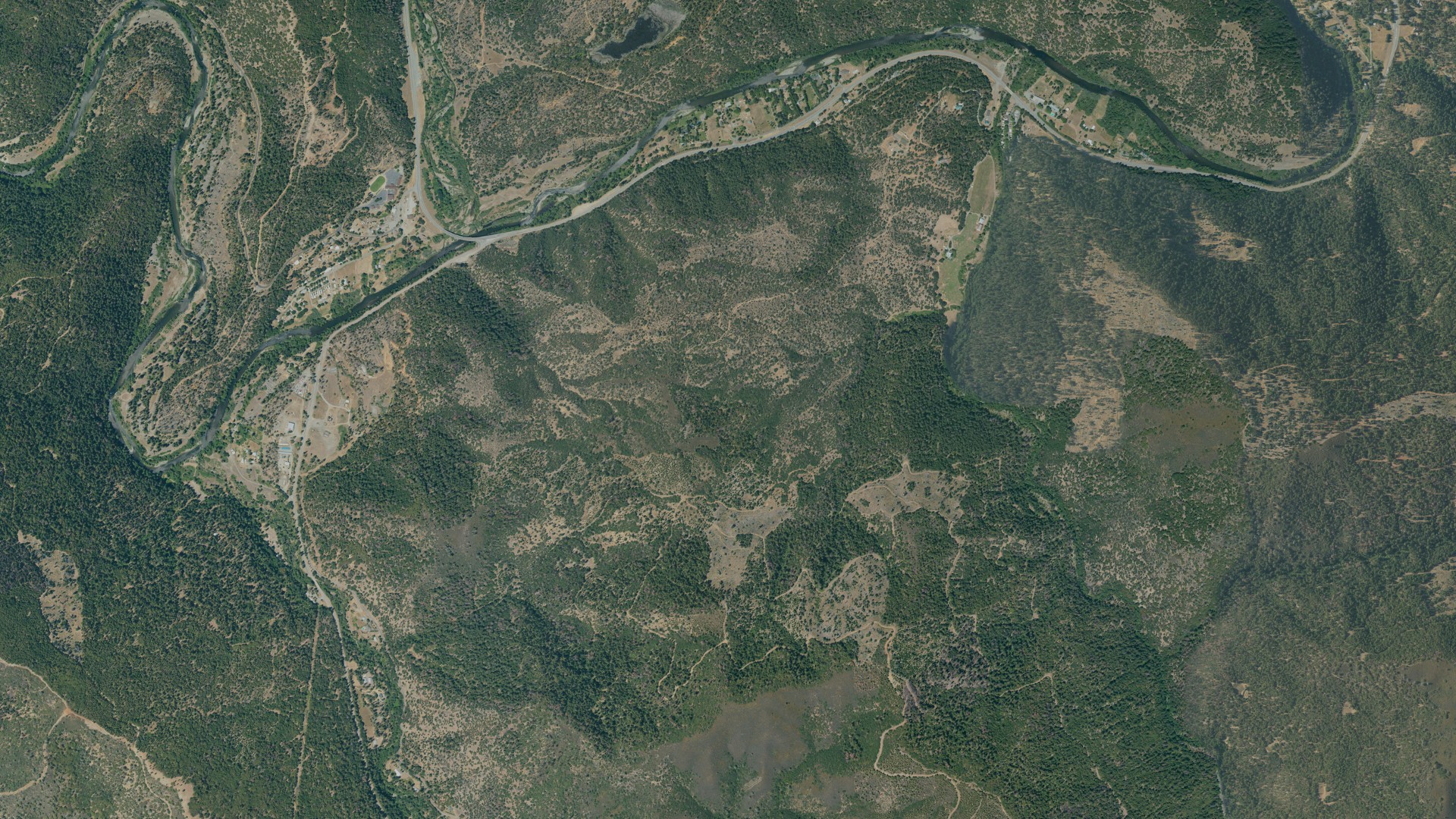 Natural-color aerial photograph of land around Douglas City, California