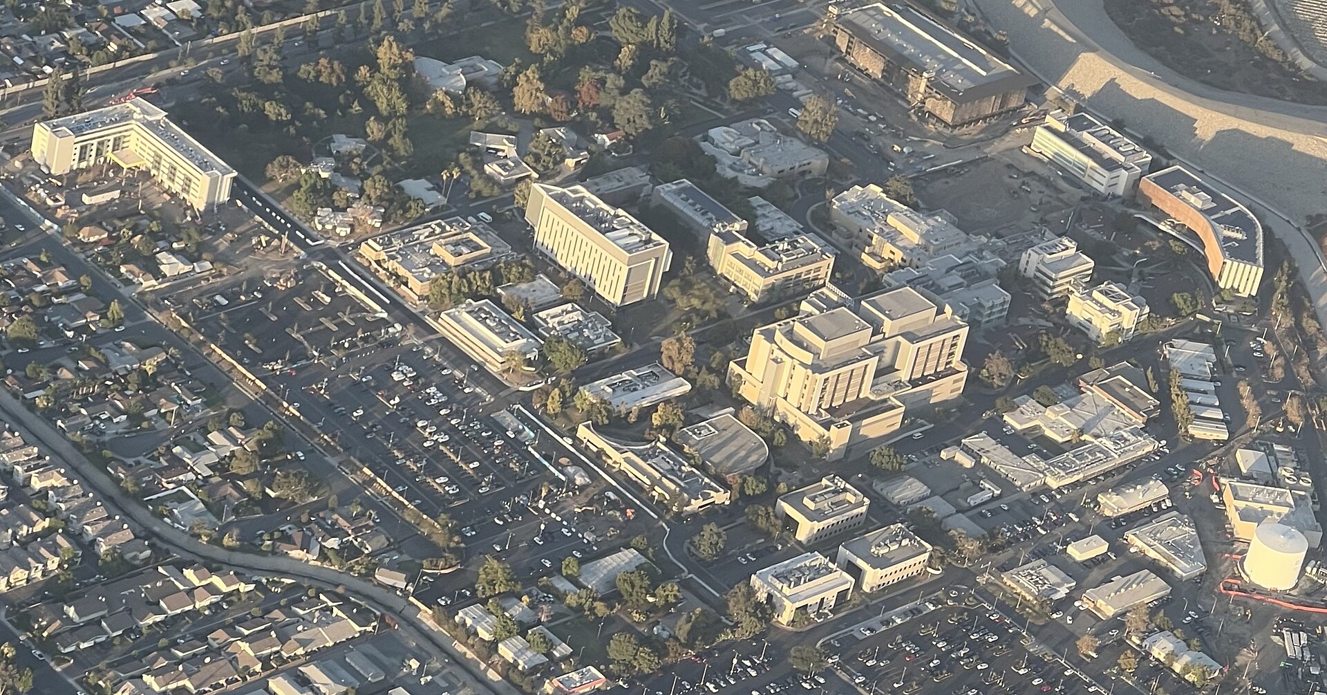 Aerial view of City of Hope campus in Duarte, California as of 2021.