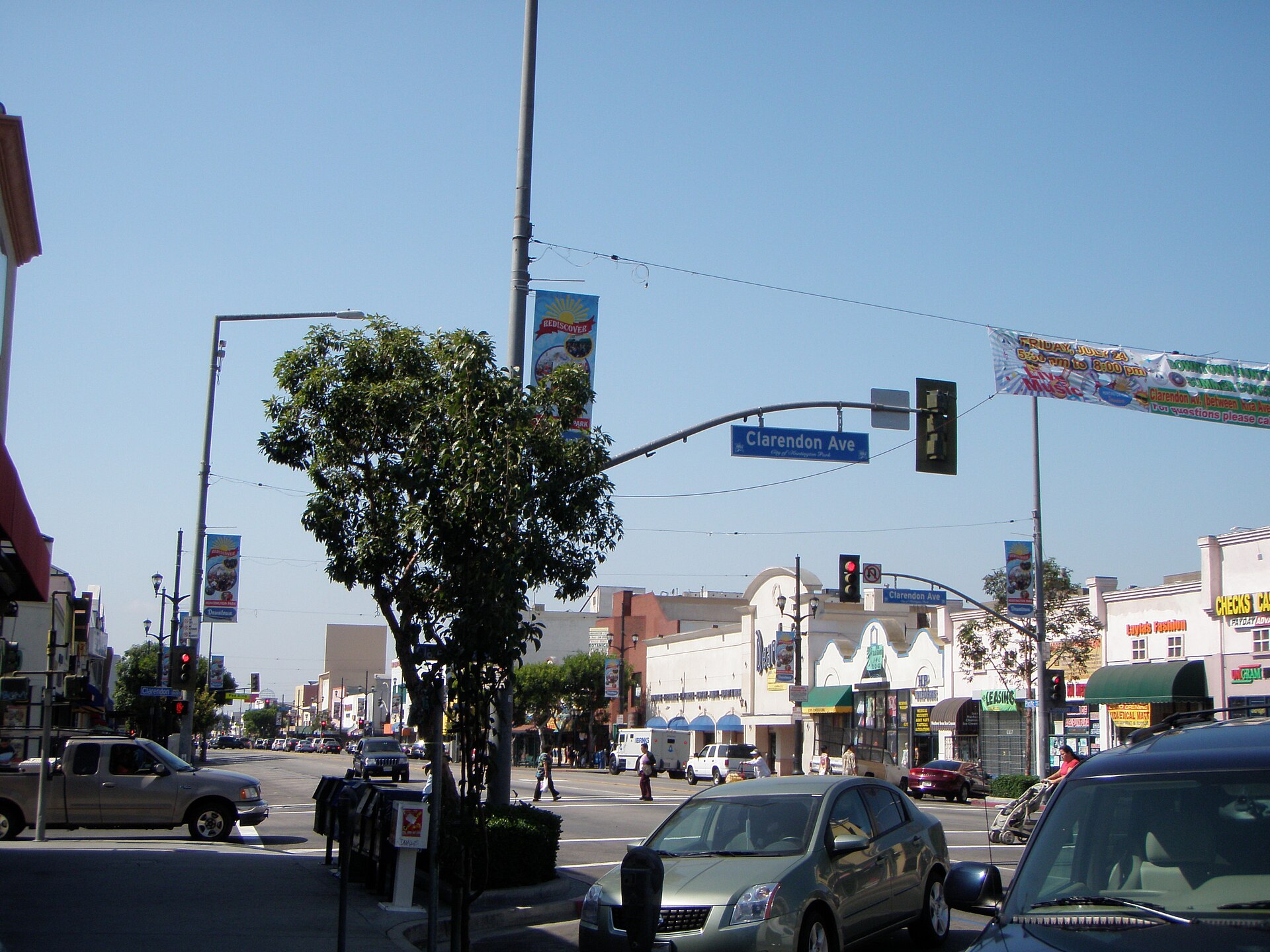 This is a photograph of the intersection of Pacific Boulevard and Clarendon Avenue in Huntington Park, California on a Saturday morning in August of 2009.
