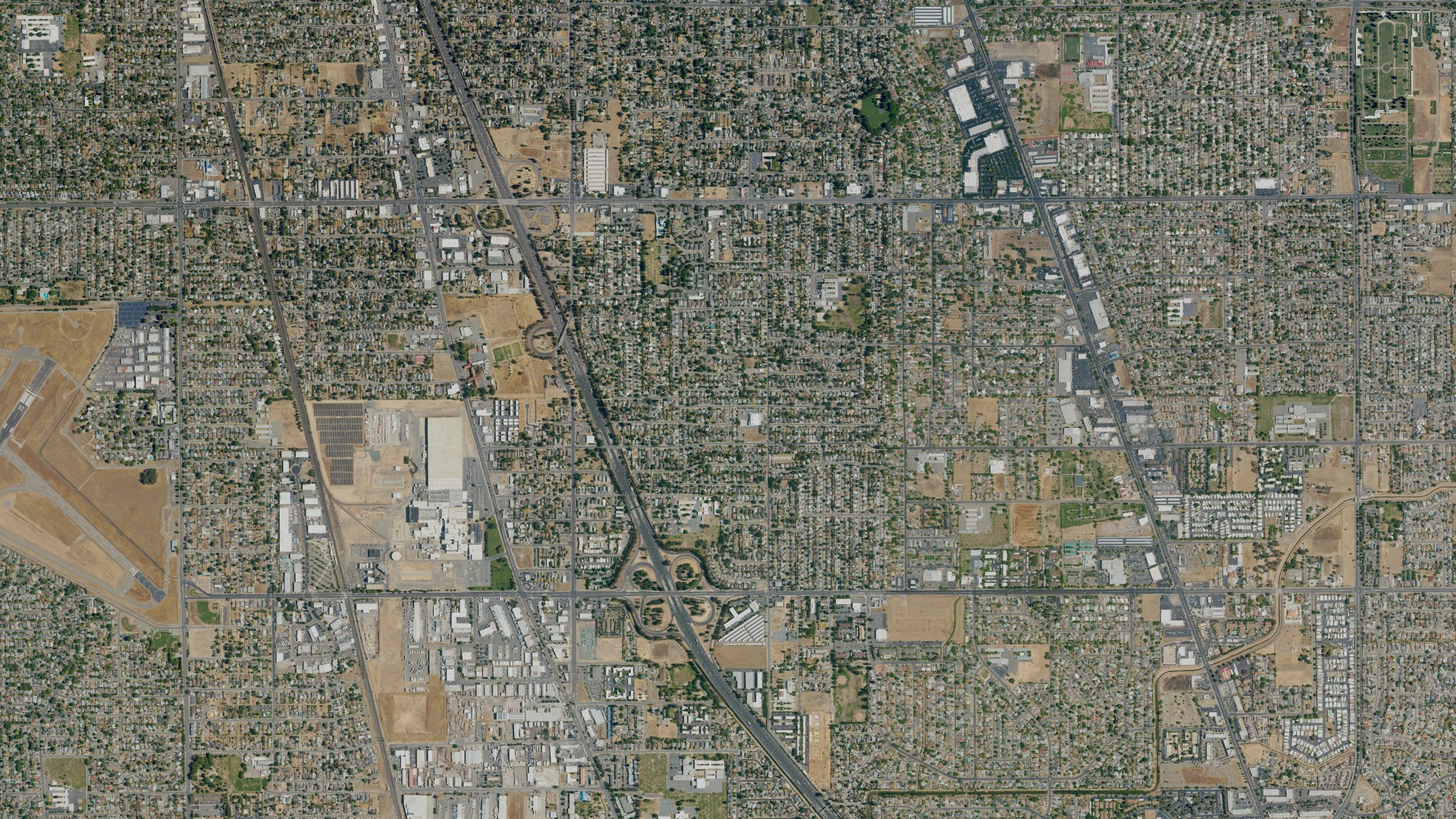 Natural-color aerial photograph of land around Lemon Hill, California