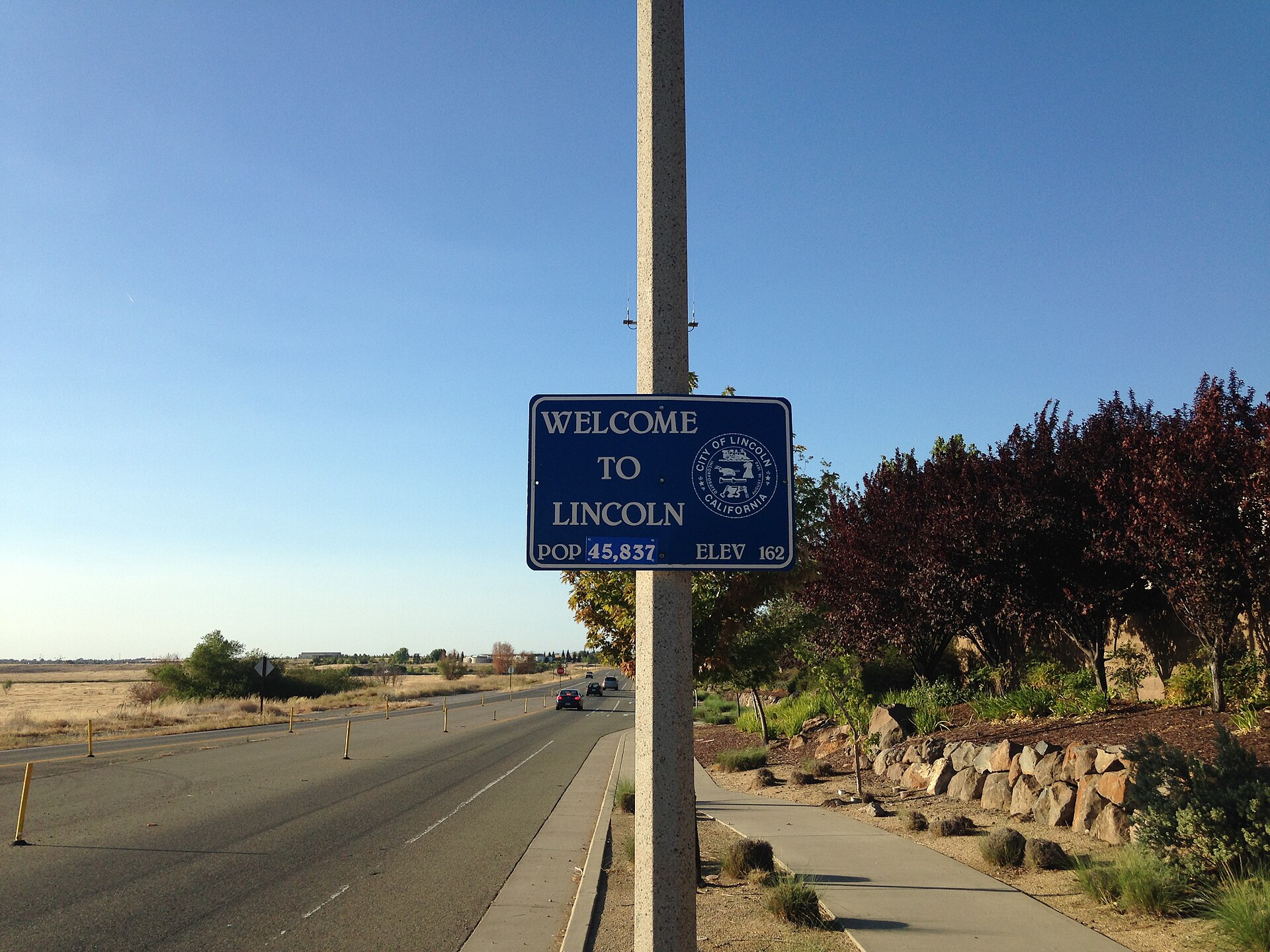 Picture of Lincoln Sign. — California