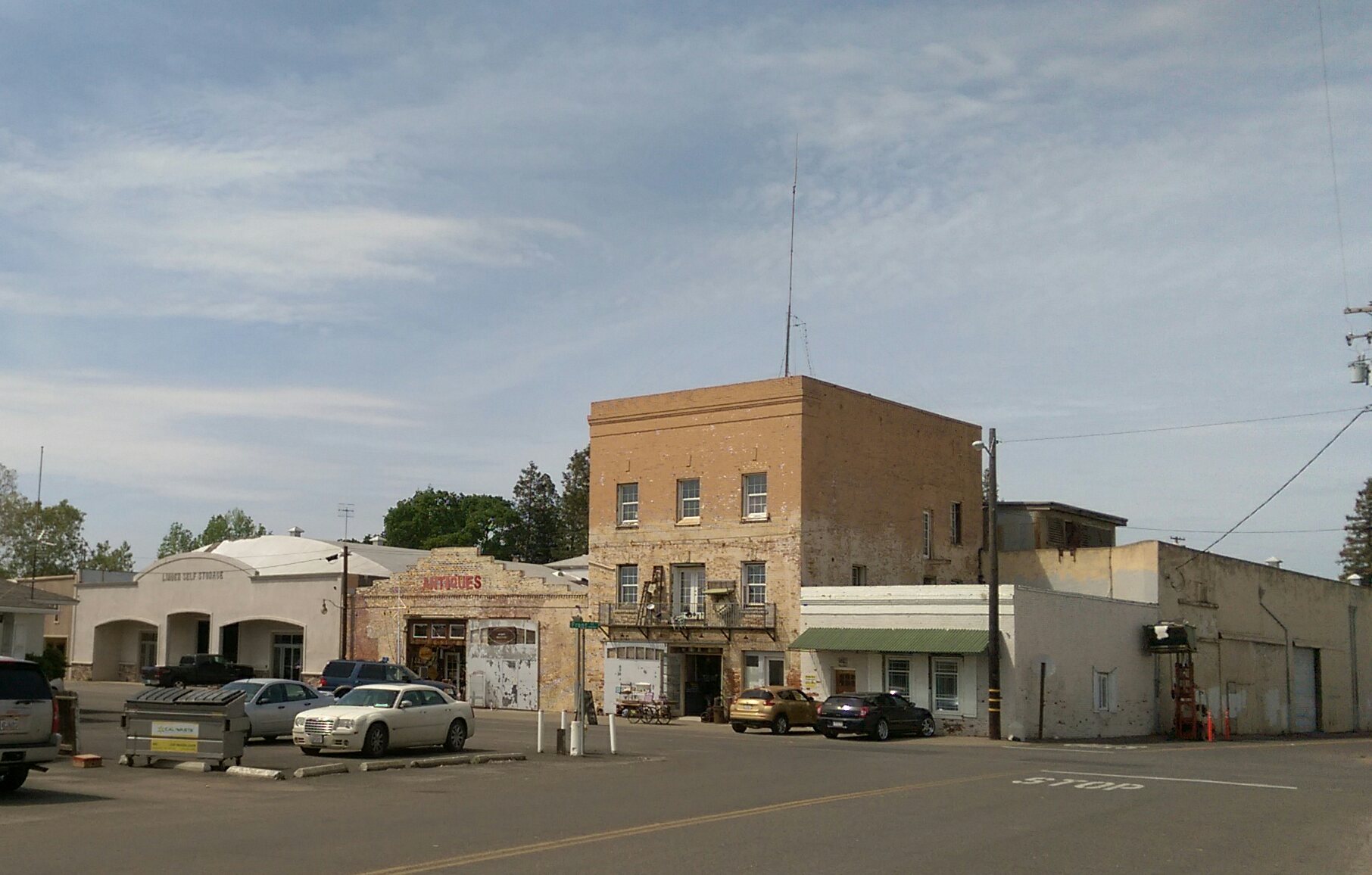 A view of Linden, California. Photo by Jim Heaphy.