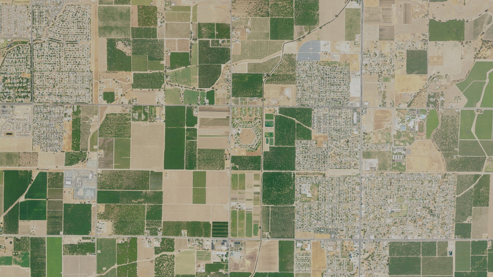 Natural-color aerial photograph of land around Linnell Camp, California