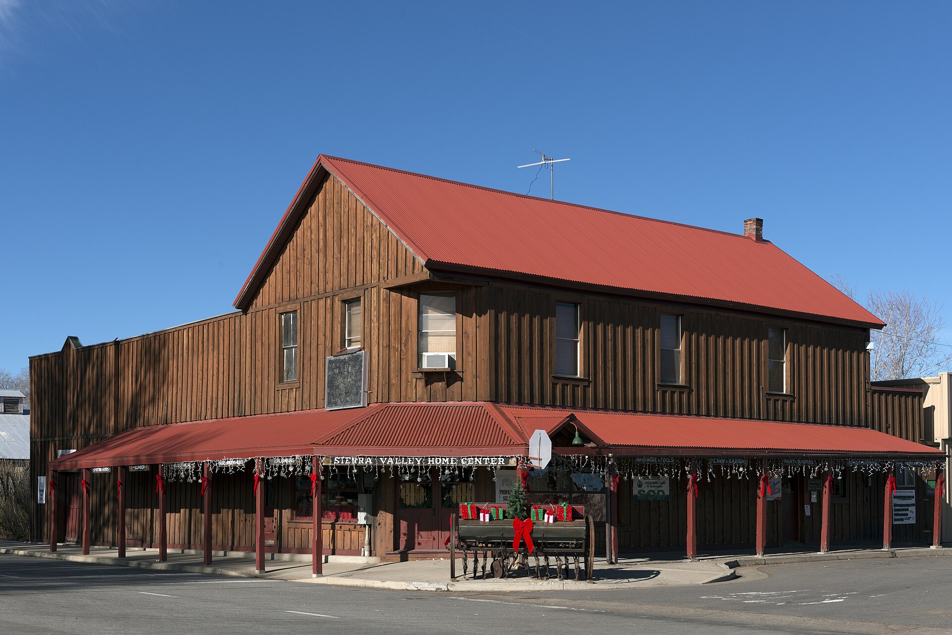 Title: Sierra Valley Home Center in Loyalton, California Physical description: 1 photograph : digital, tiff file, color.