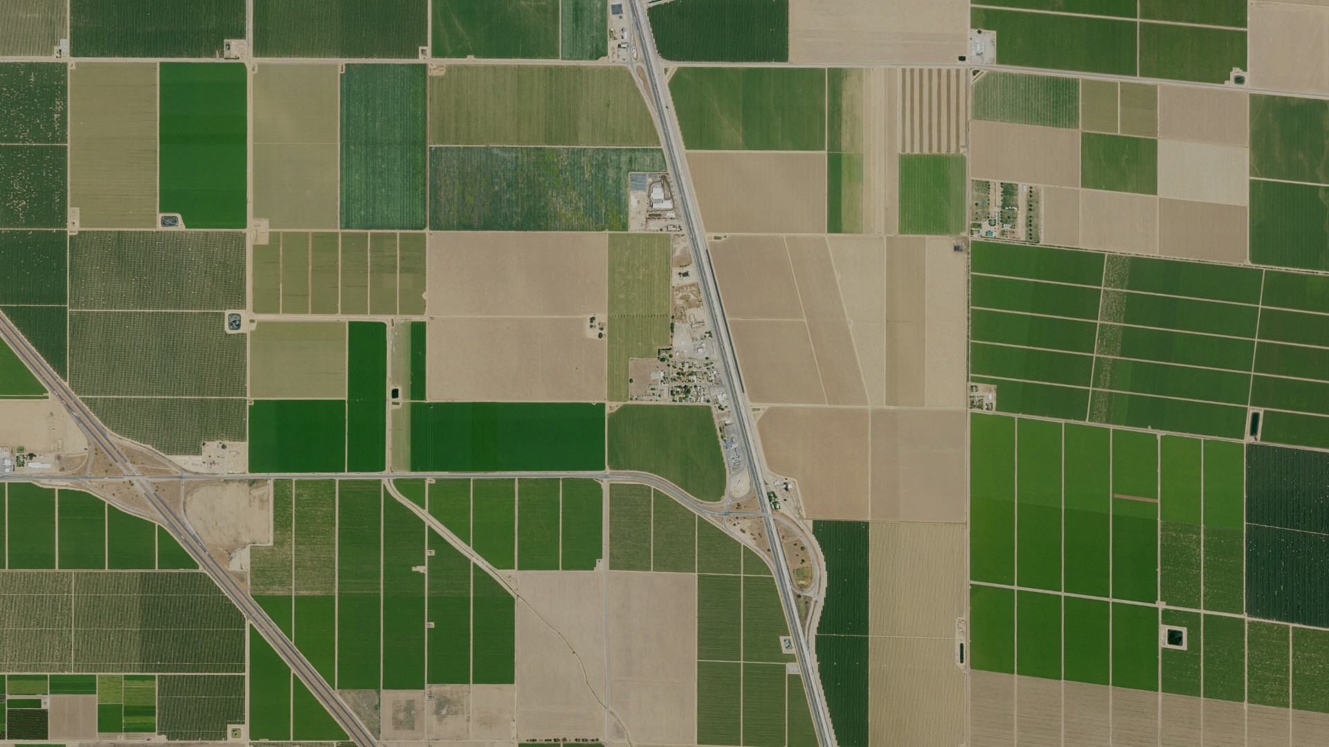 Natural-color aerial photograph of land around Mettler, California