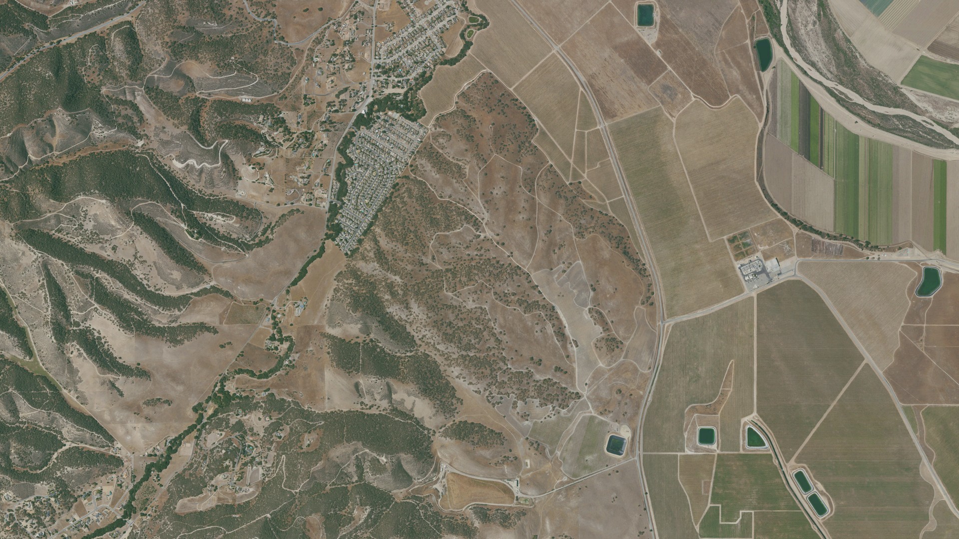 Natural-color aerial photograph of land around Pine Canyon, California