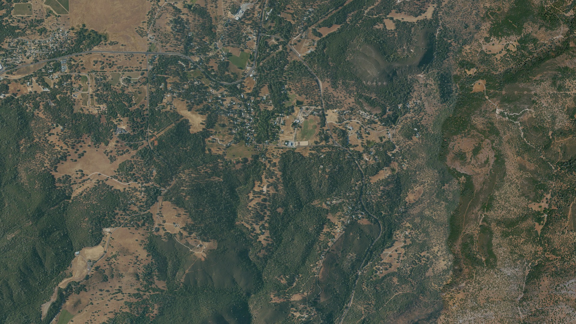 Natural-color aerial photograph of land around Vallecito, California