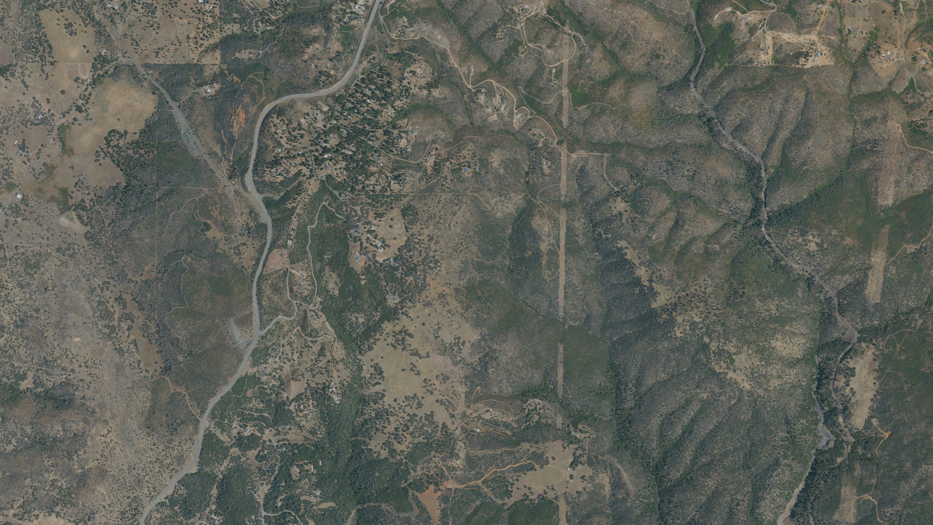 Natural-color aerial photograph of land around Yankee Hill, California
