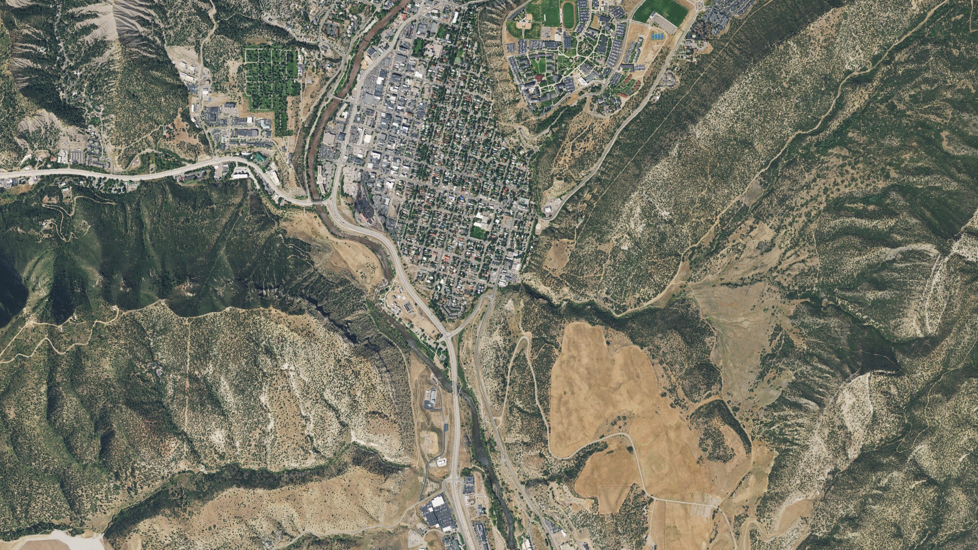 Natural-color aerial photograph of land around Durango, Colorado