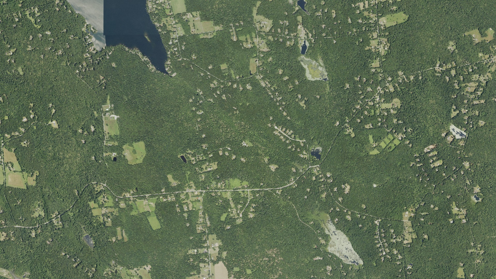 Natural-color aerial photograph of land around East Haddam, Connecticut