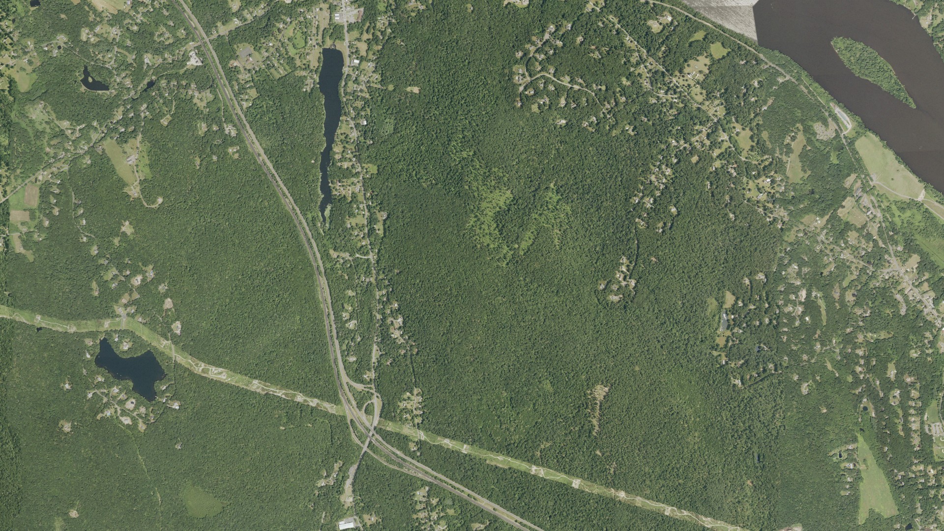 Natural-color aerial photograph of land around Haddam, Connecticut
