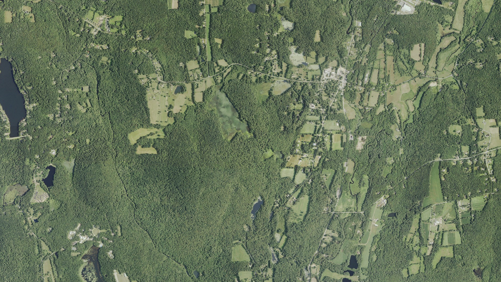 Natural-color aerial photograph of land around Eastford, Connecticut