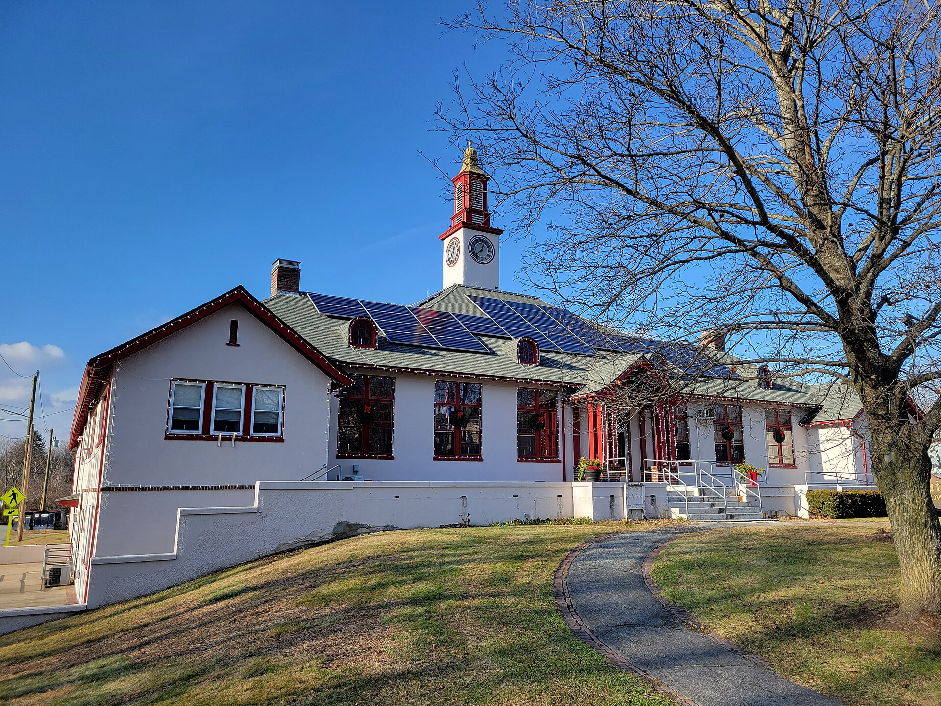 Town Hall, Plainfield Connecticut — Plainfield Village, Connecticut