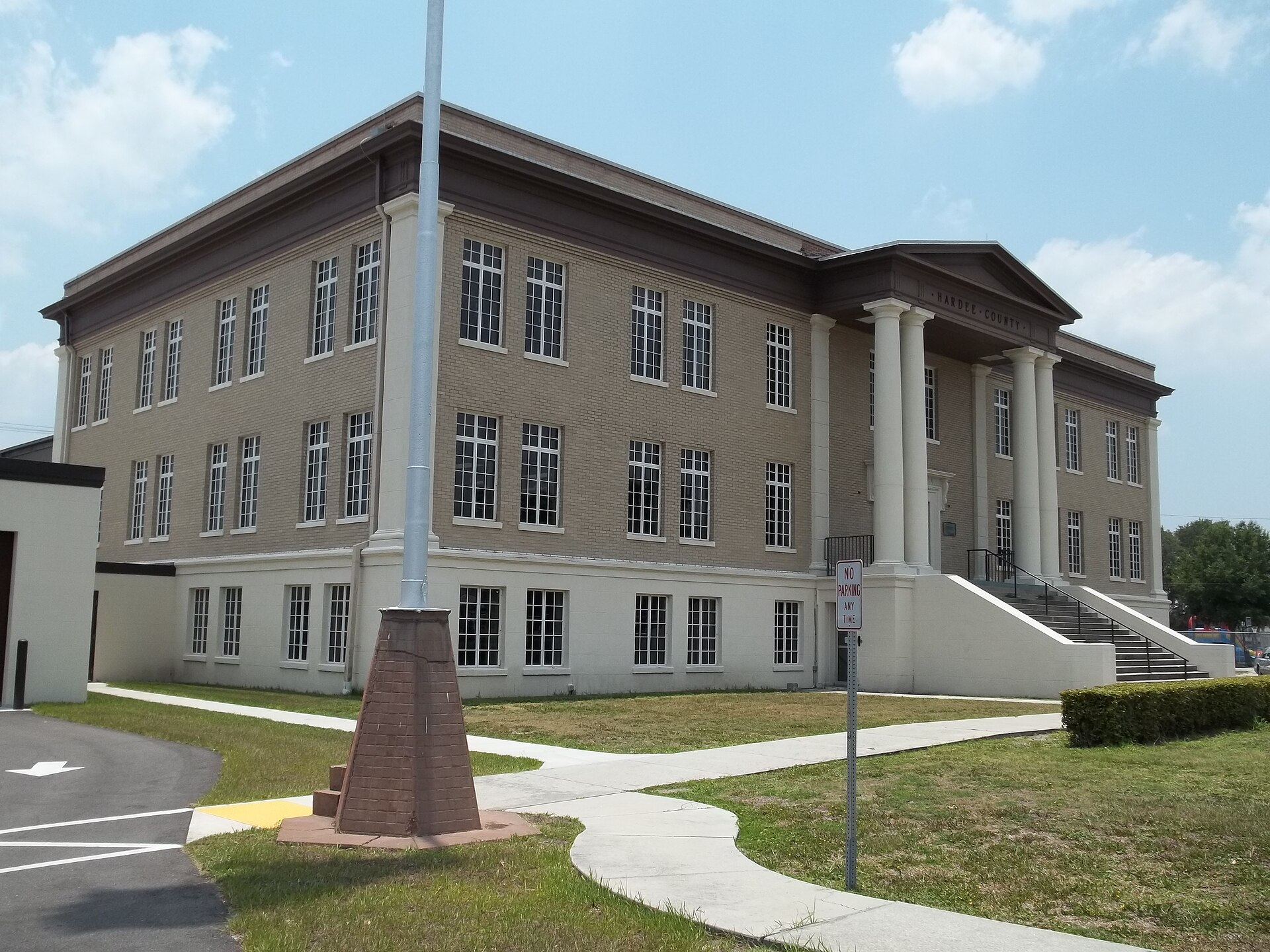 Wauchula, Florida: Hardee County Courthouse