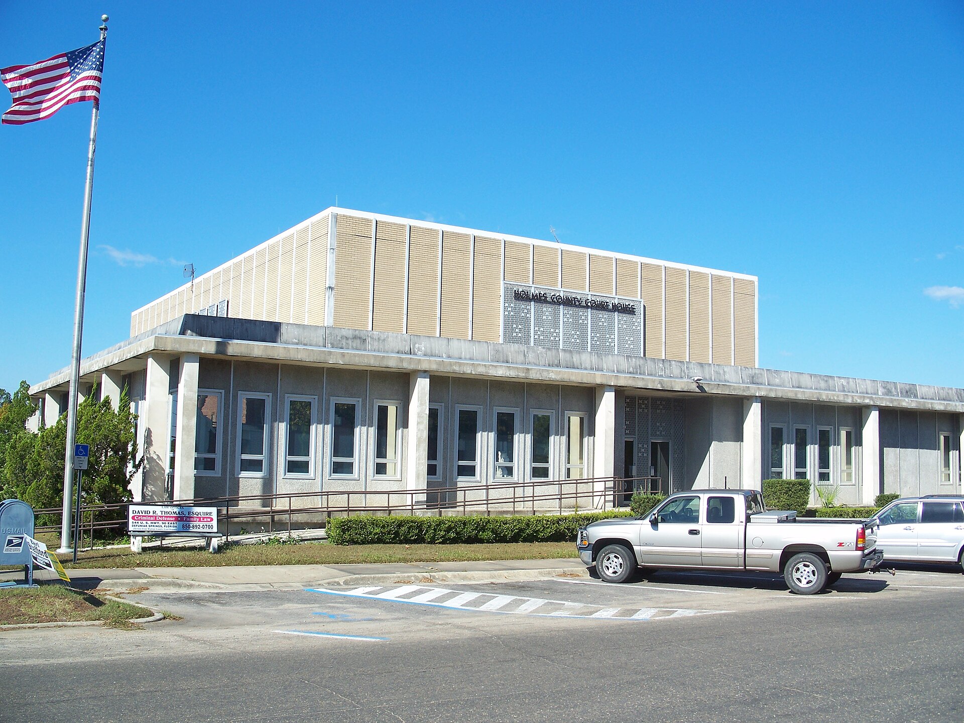 Bonifay, Florida: County courthouse — Holmes County, Florida
