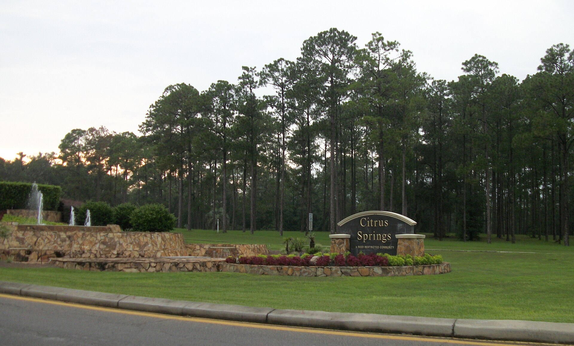 The west gateway to Citrus Springs, Florida at the intersection of North Citrus Springs Boulevard and US 41. This gateway contains a water fountain, unlike the one on the east side of this intersection.