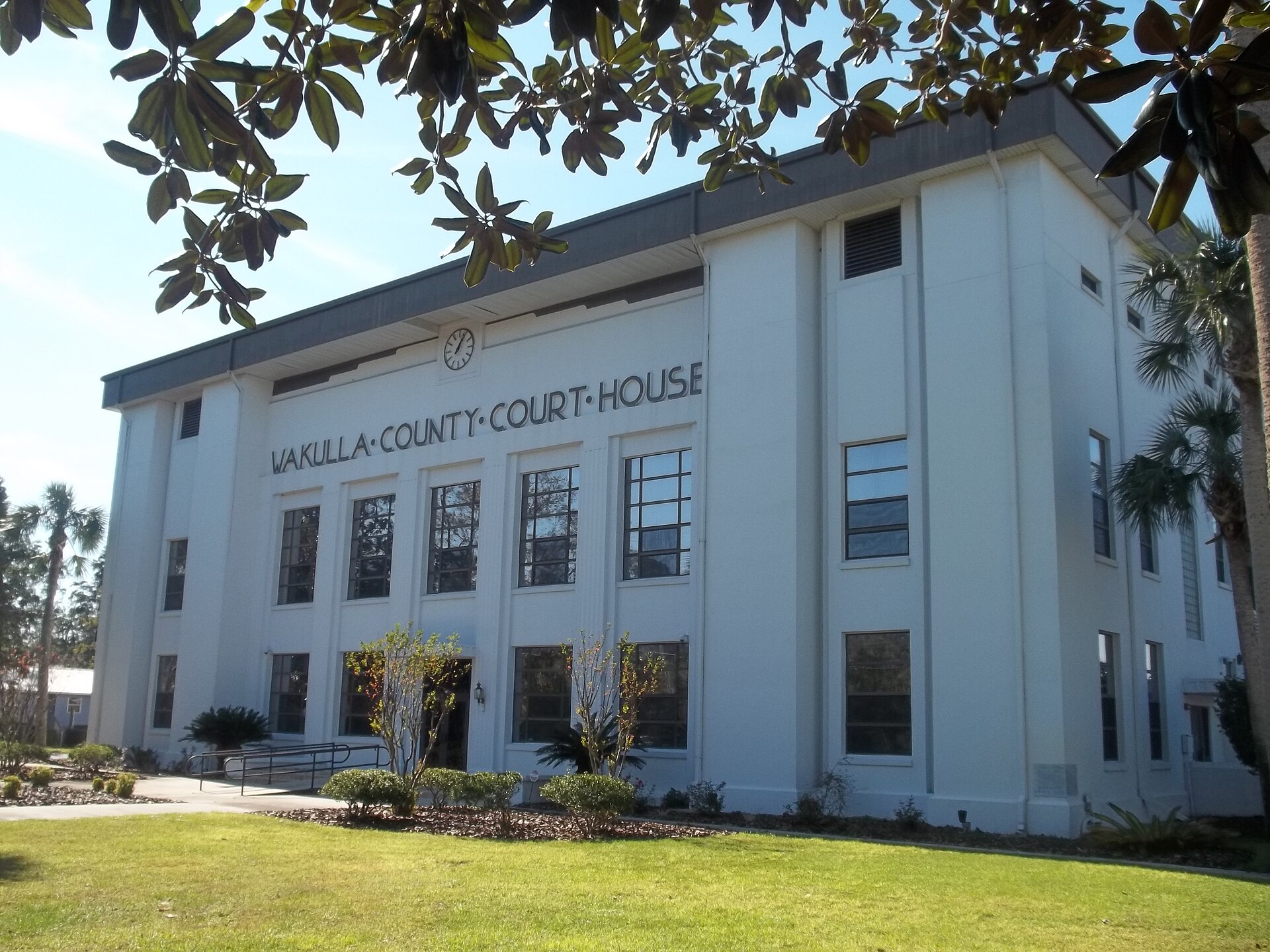 Crawfordville, Florida: Current courthouse — Wakulla County, Florida