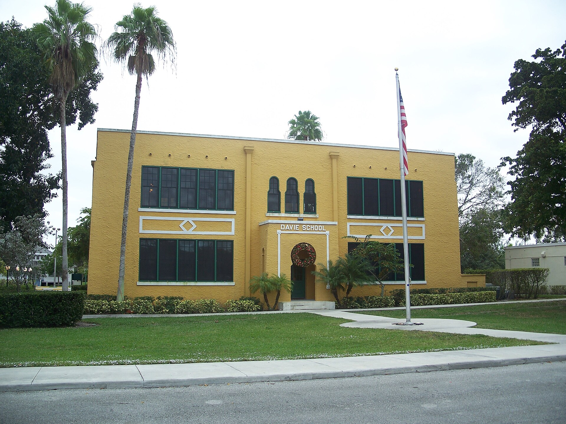 Davie, Florida: Davie School