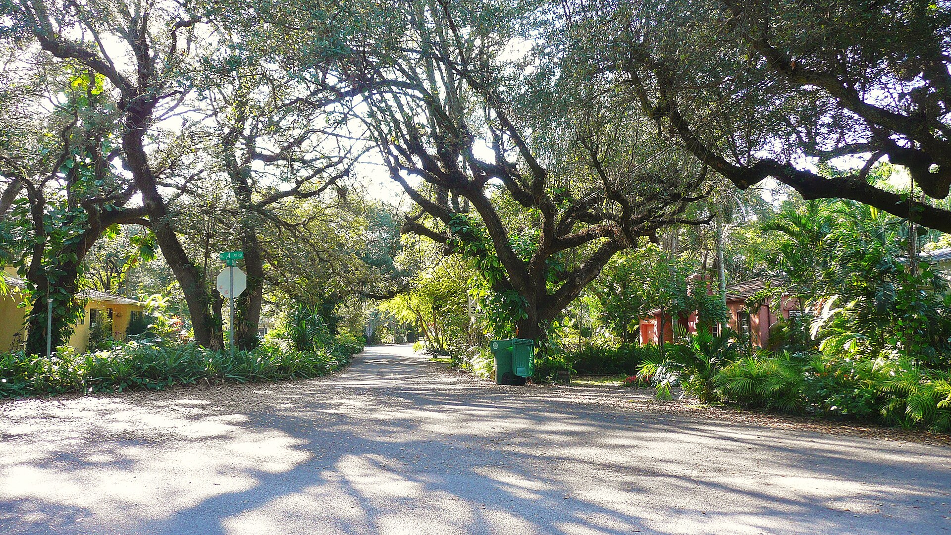 I, the copyright holder of this work, hereby publish it under the following license: — El Portal, Florida