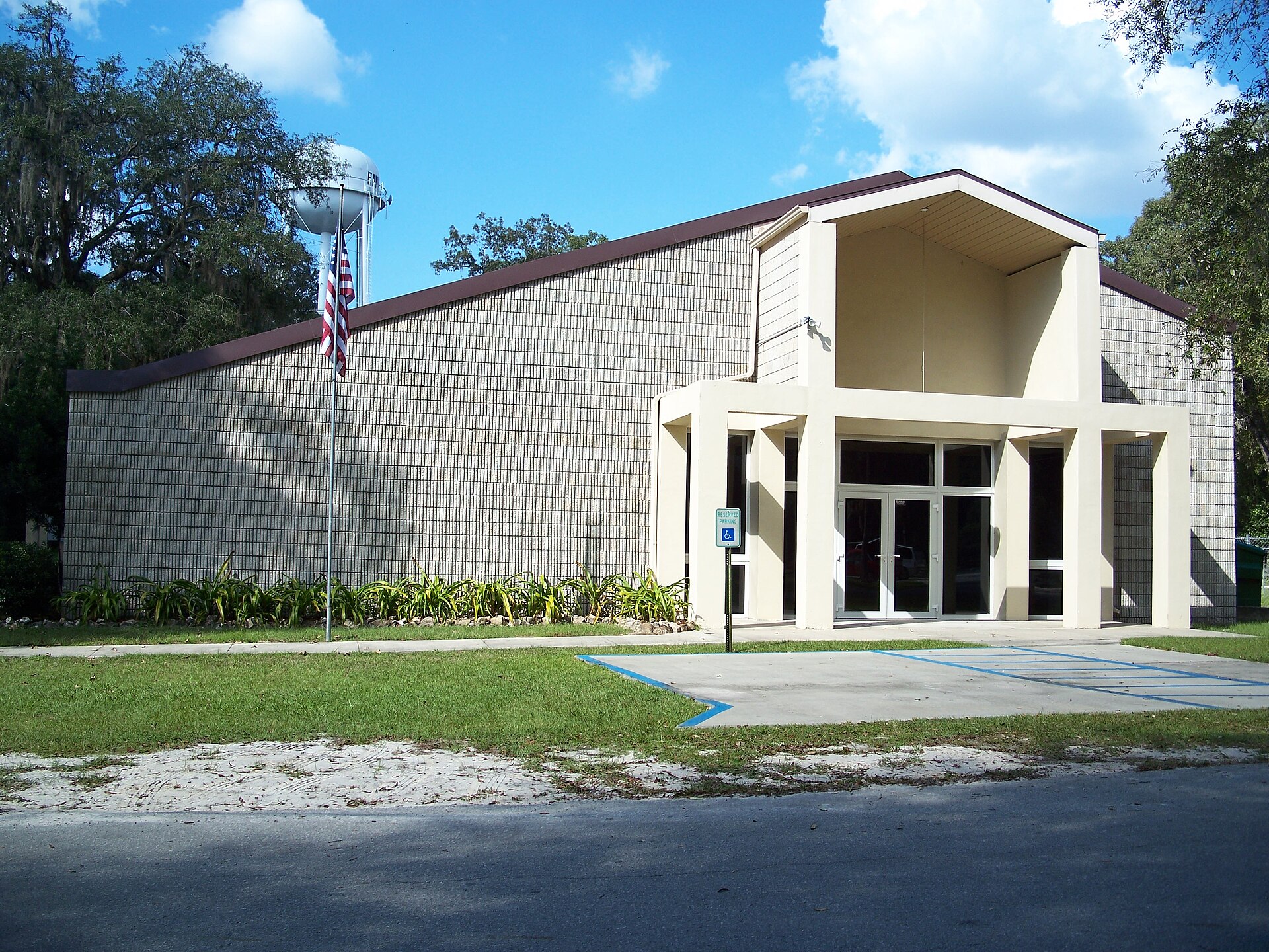 Fanning Springs, Florida: City hall
