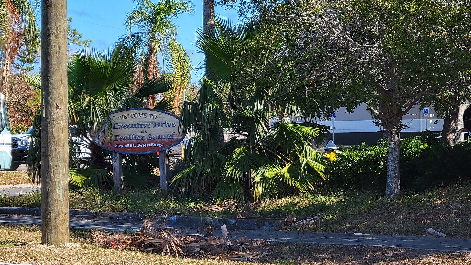 Feather Sound neighbourhood near St. Pete–Clearwater International Airport — Florida