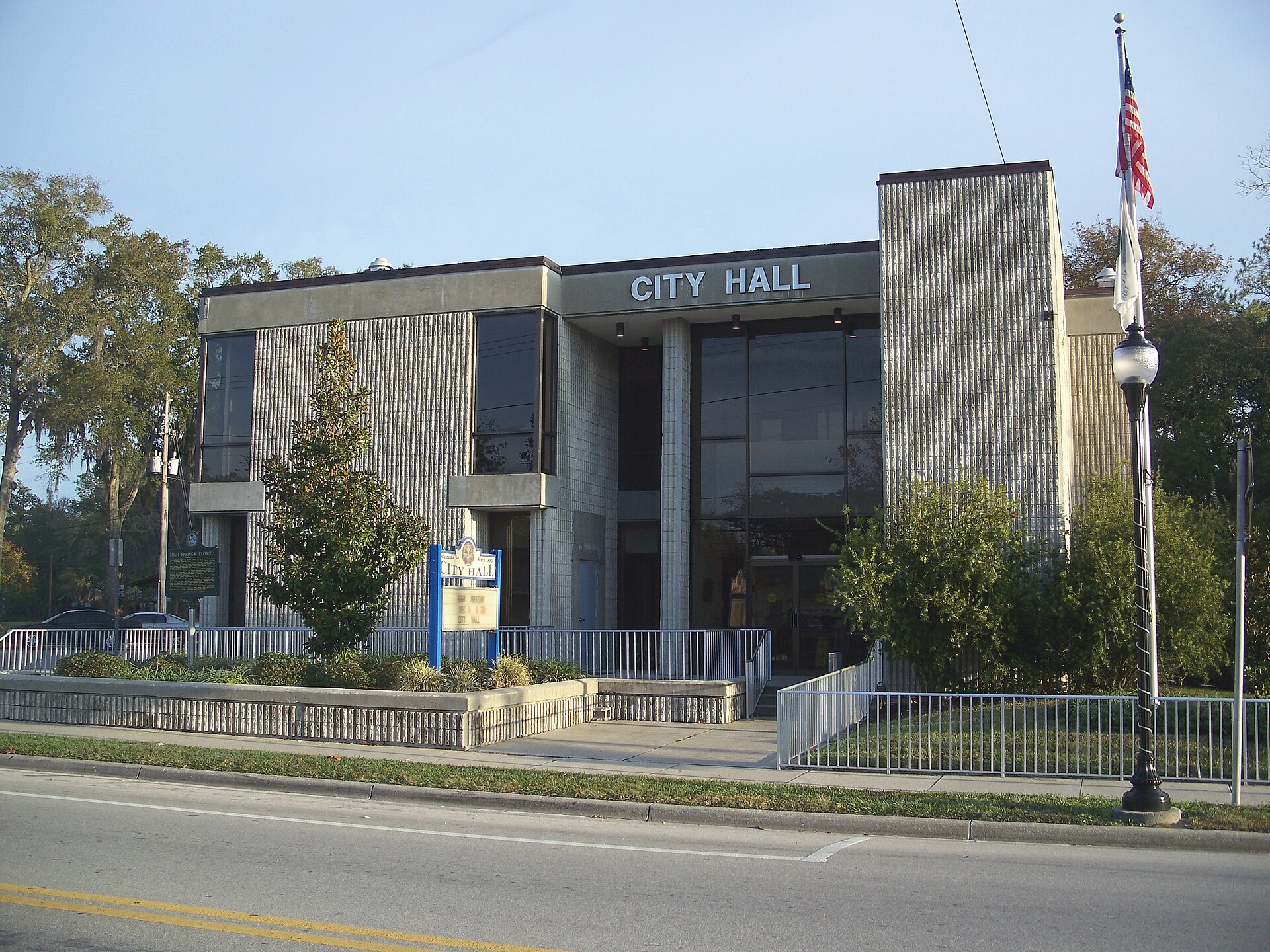 High Springs, Florida: City hall.