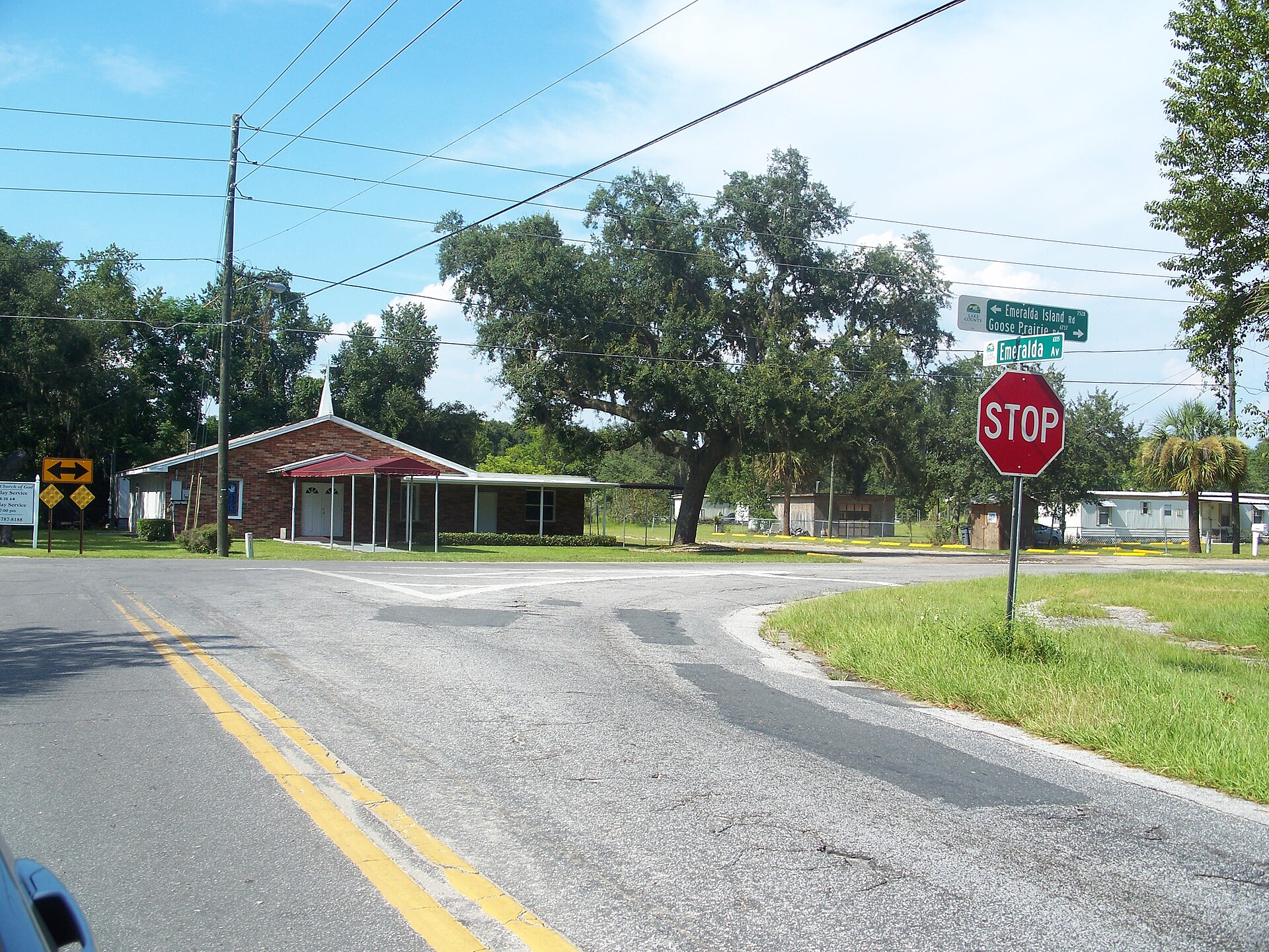 Lisbon, Florida: Intersection of Emeralda Avenue and Emeralda Island Road/Goose Prairie Road.