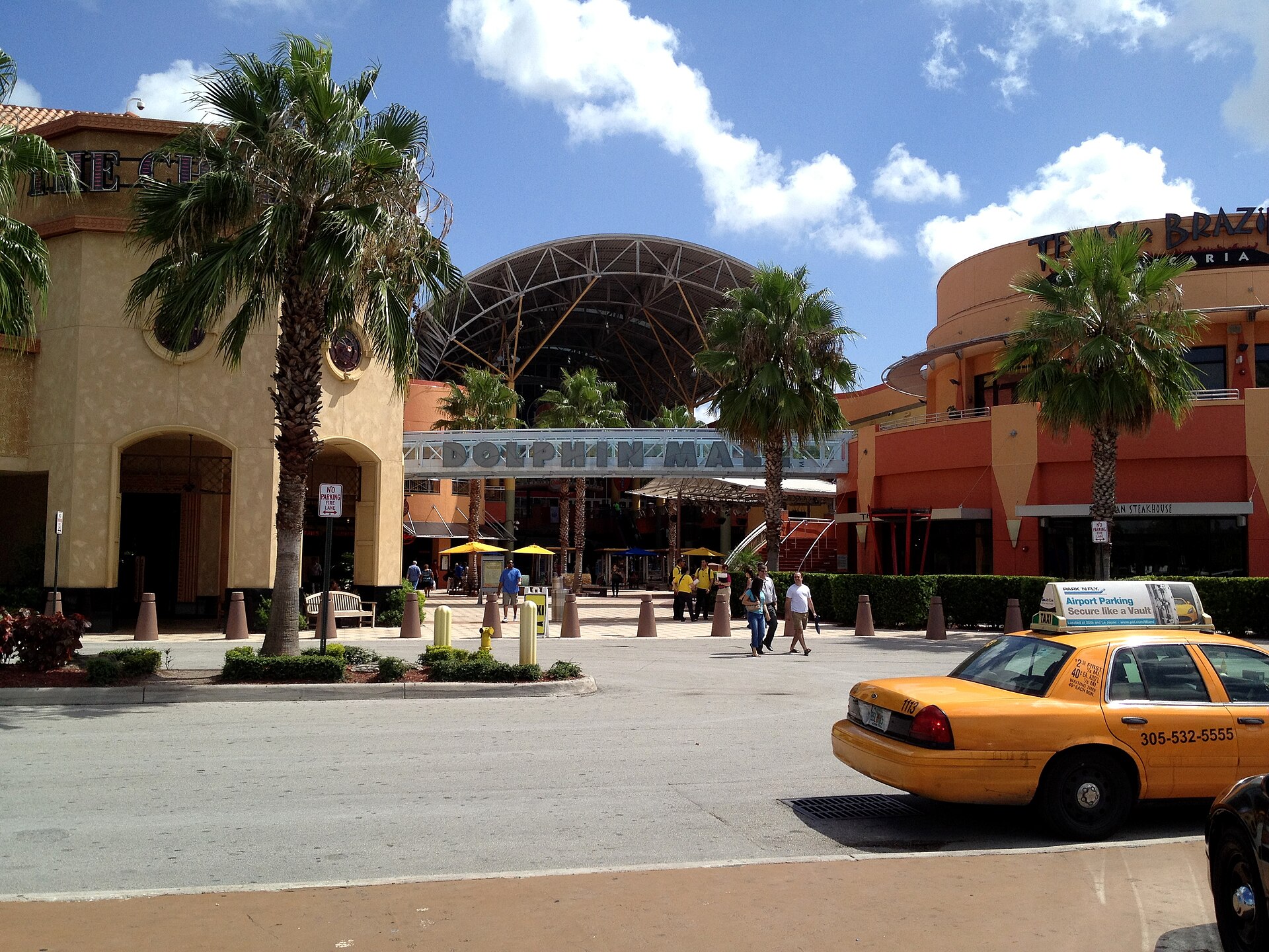 Dolphin Mall, Sweetwater, Florida, USA.