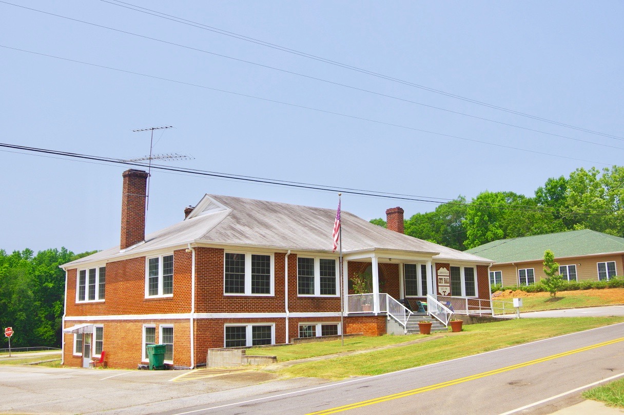 City Hall in Carnesville, Georgia, United States.