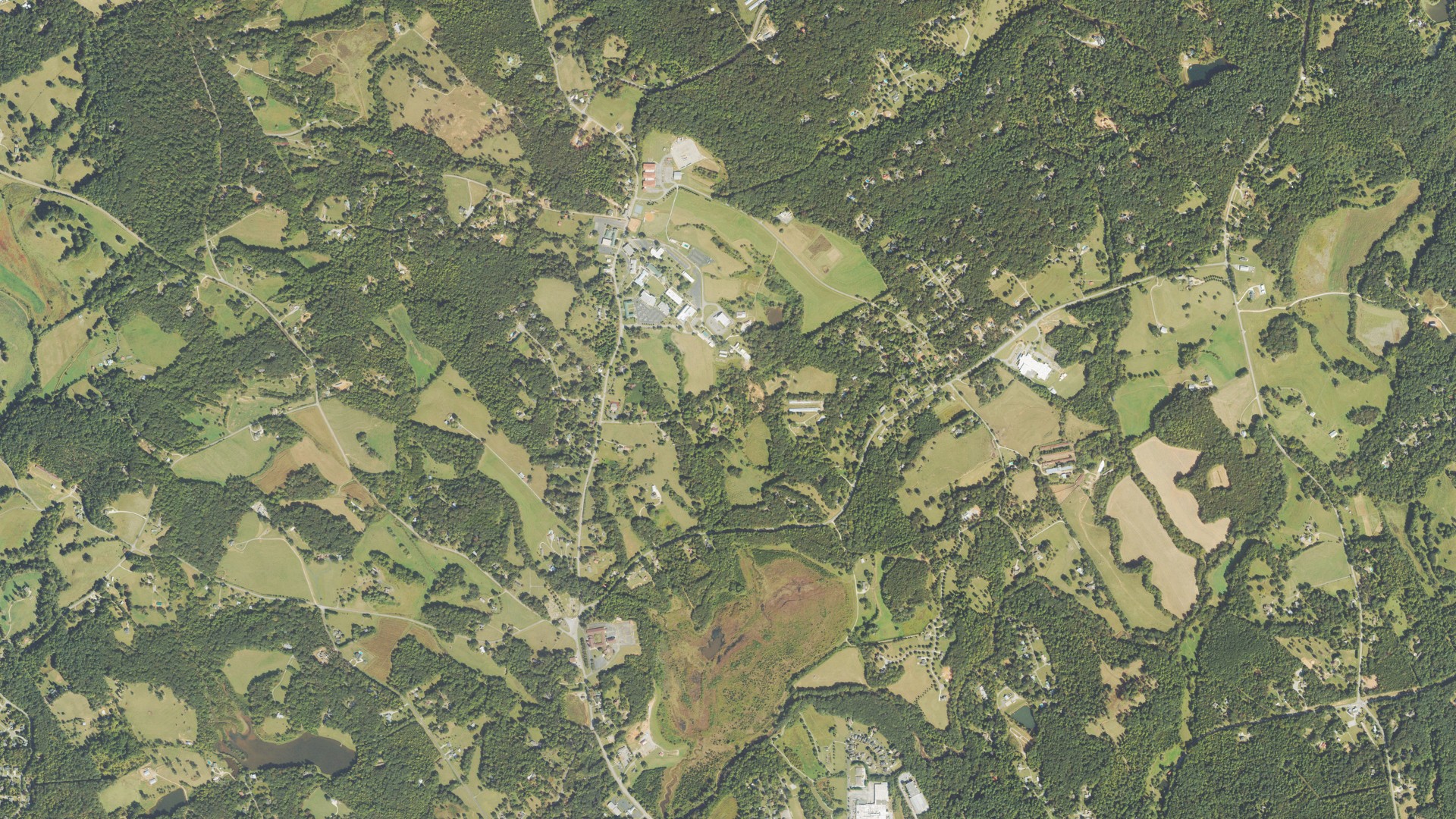 Natural-color aerial photograph of land around Habersham County, Georgia