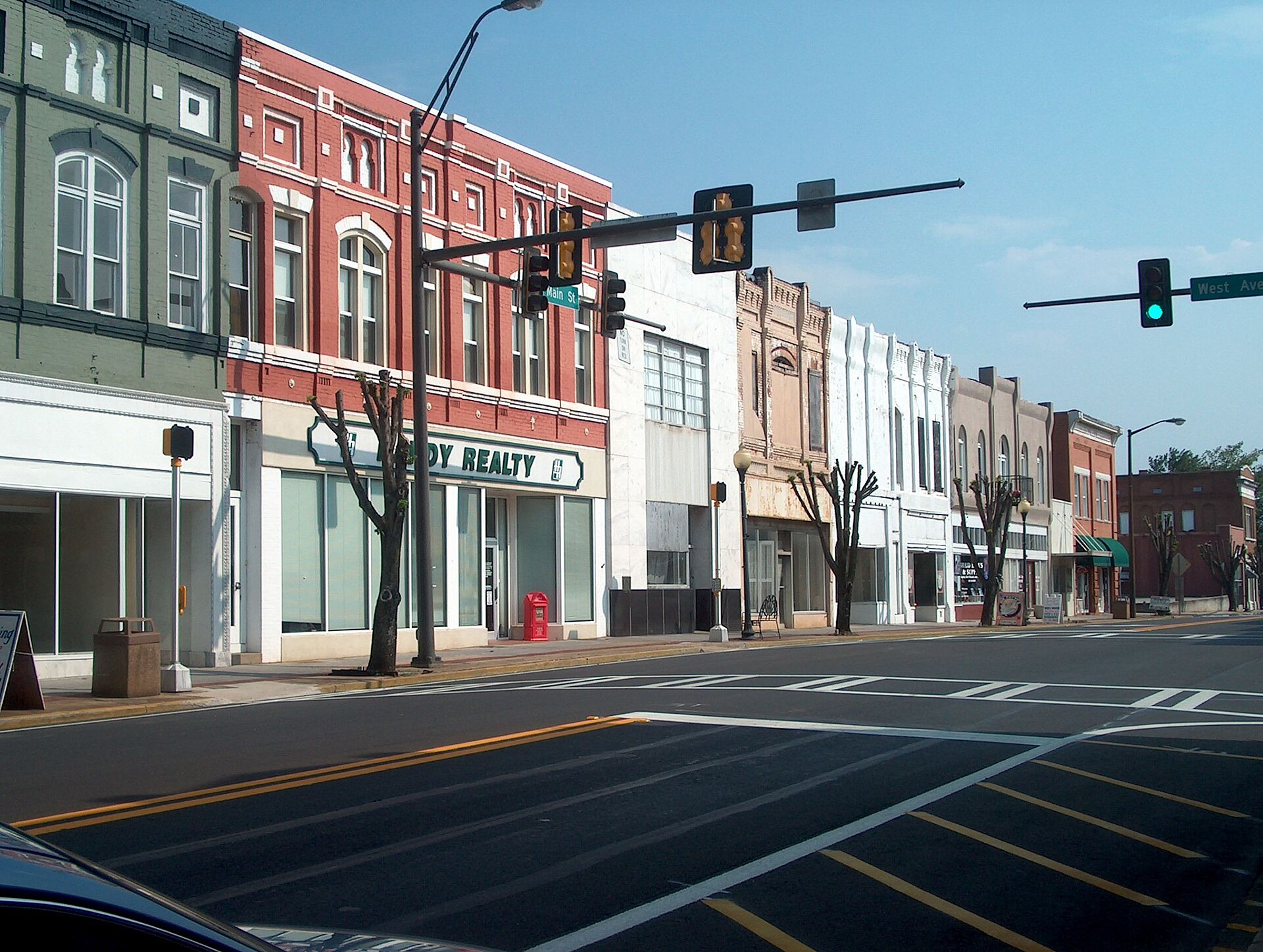 Downtown Cedartown taken by Cculber007 on September 1, 2007 — Georgia