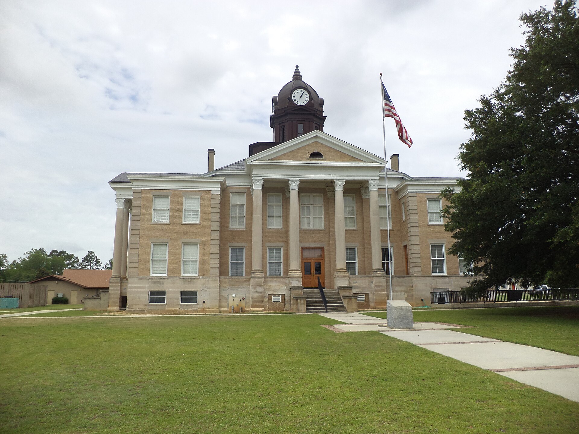 Irwin County Courthouse (West face) — Georgia