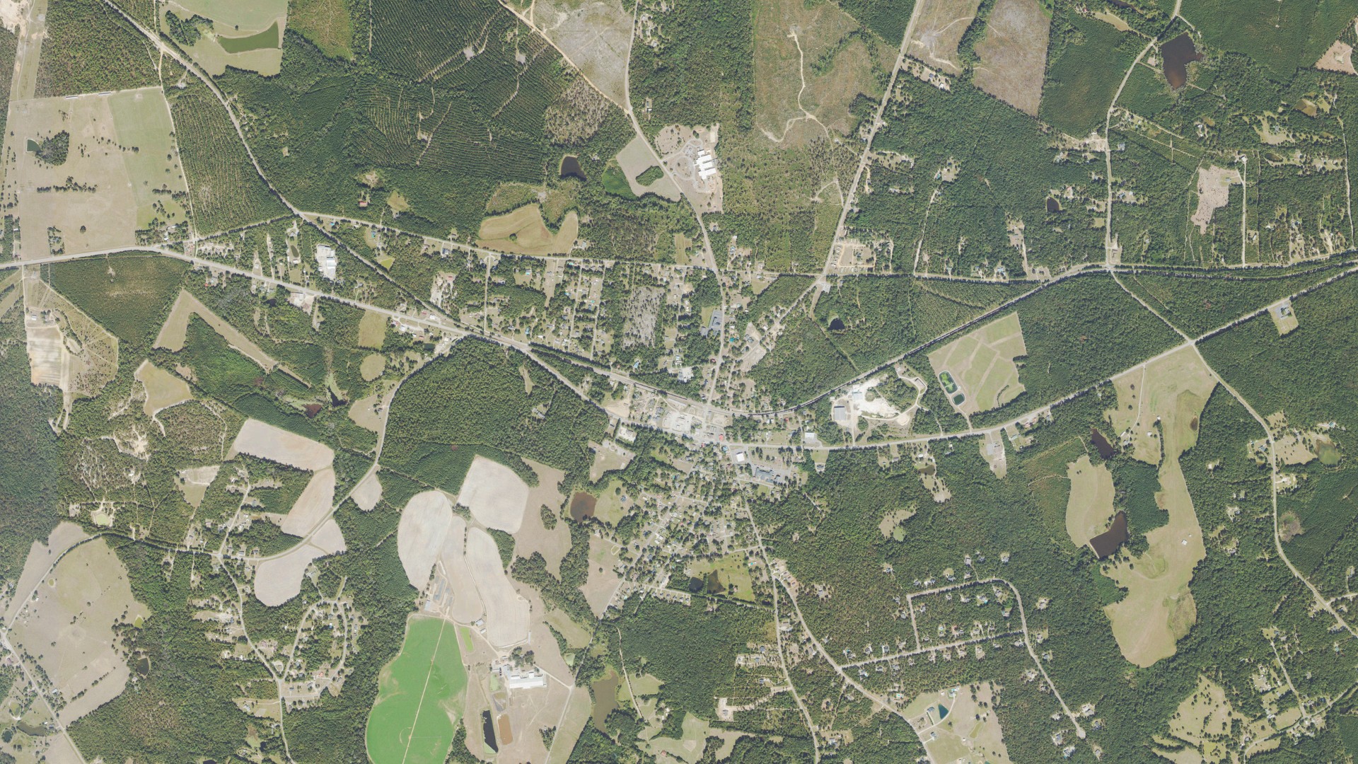 Natural-color aerial photograph of land around Dearing, Georgia